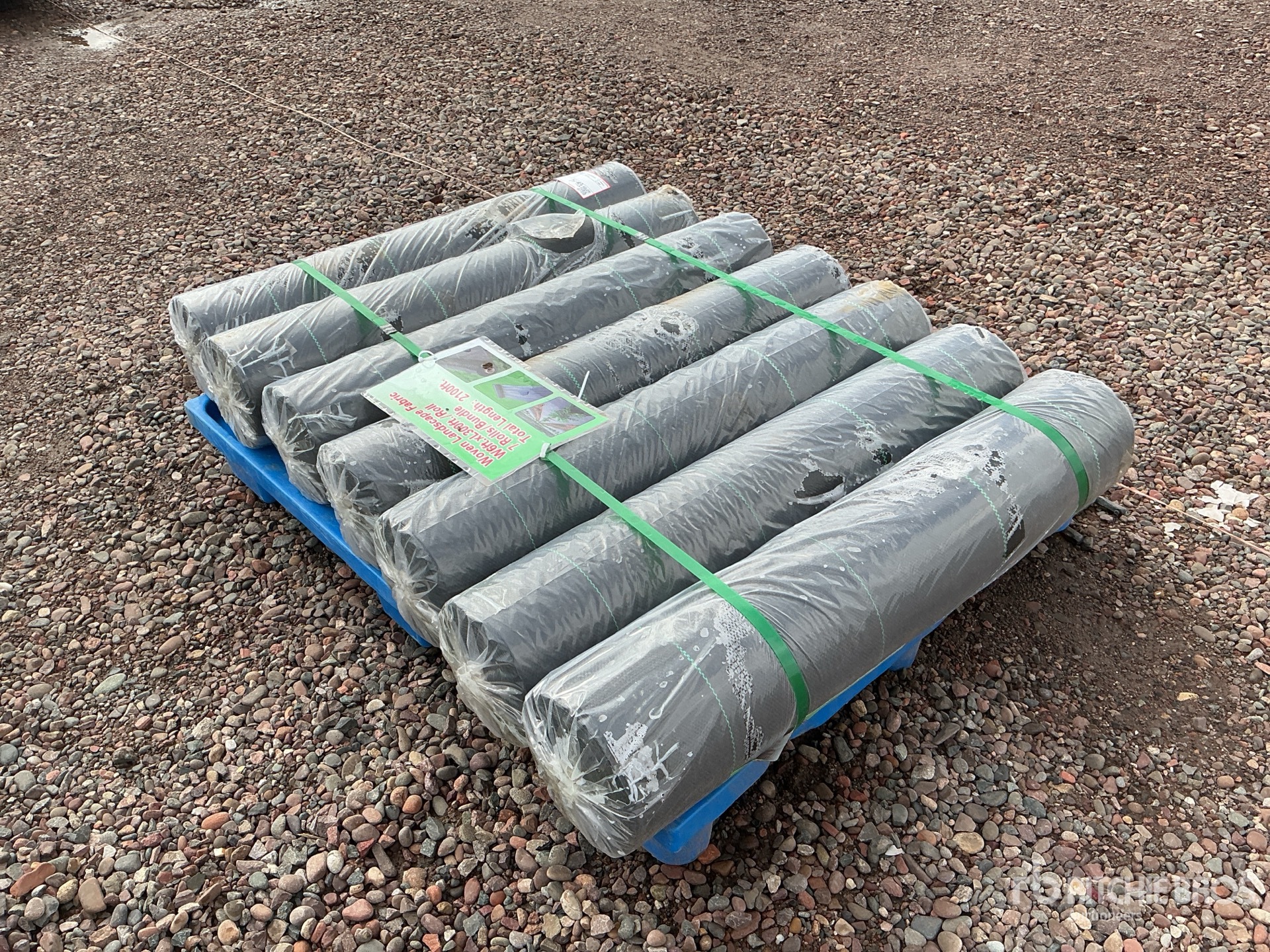 Aspect général with Image, coin arrière droit