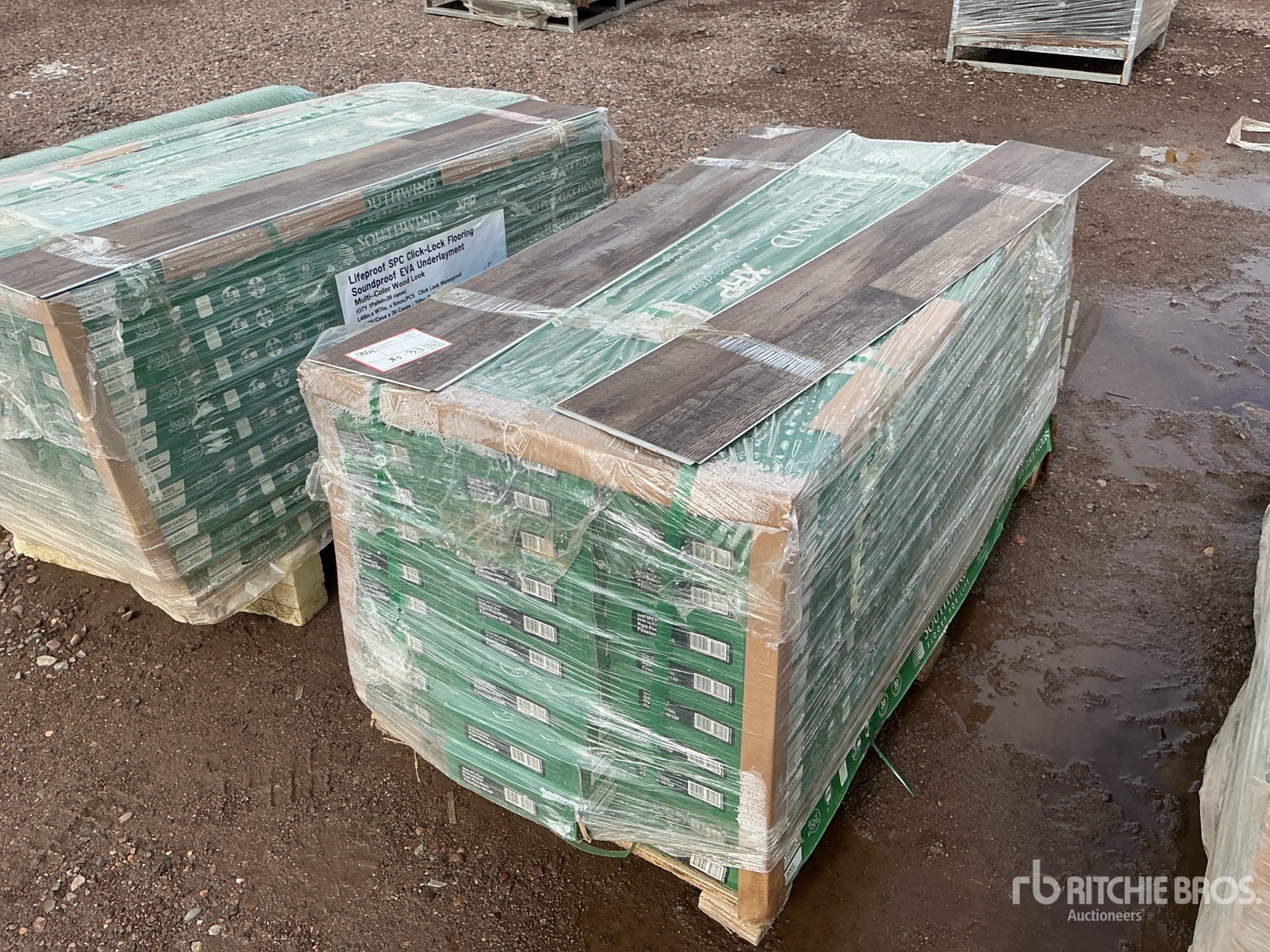 Aspect général with Image, coin avant droit