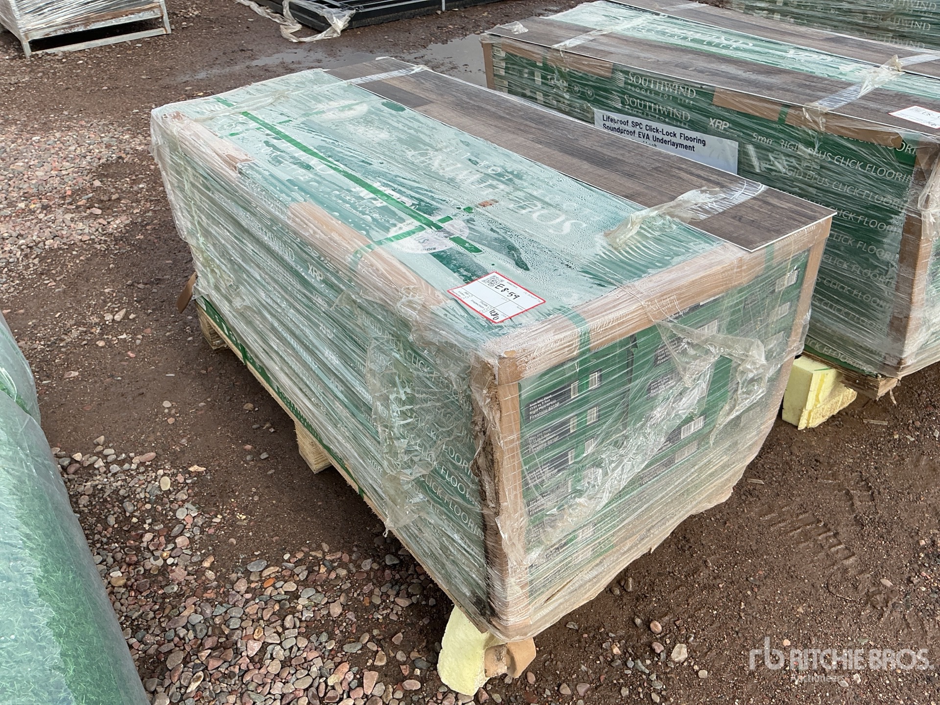 Aspect général with Image, coin arrière gauche