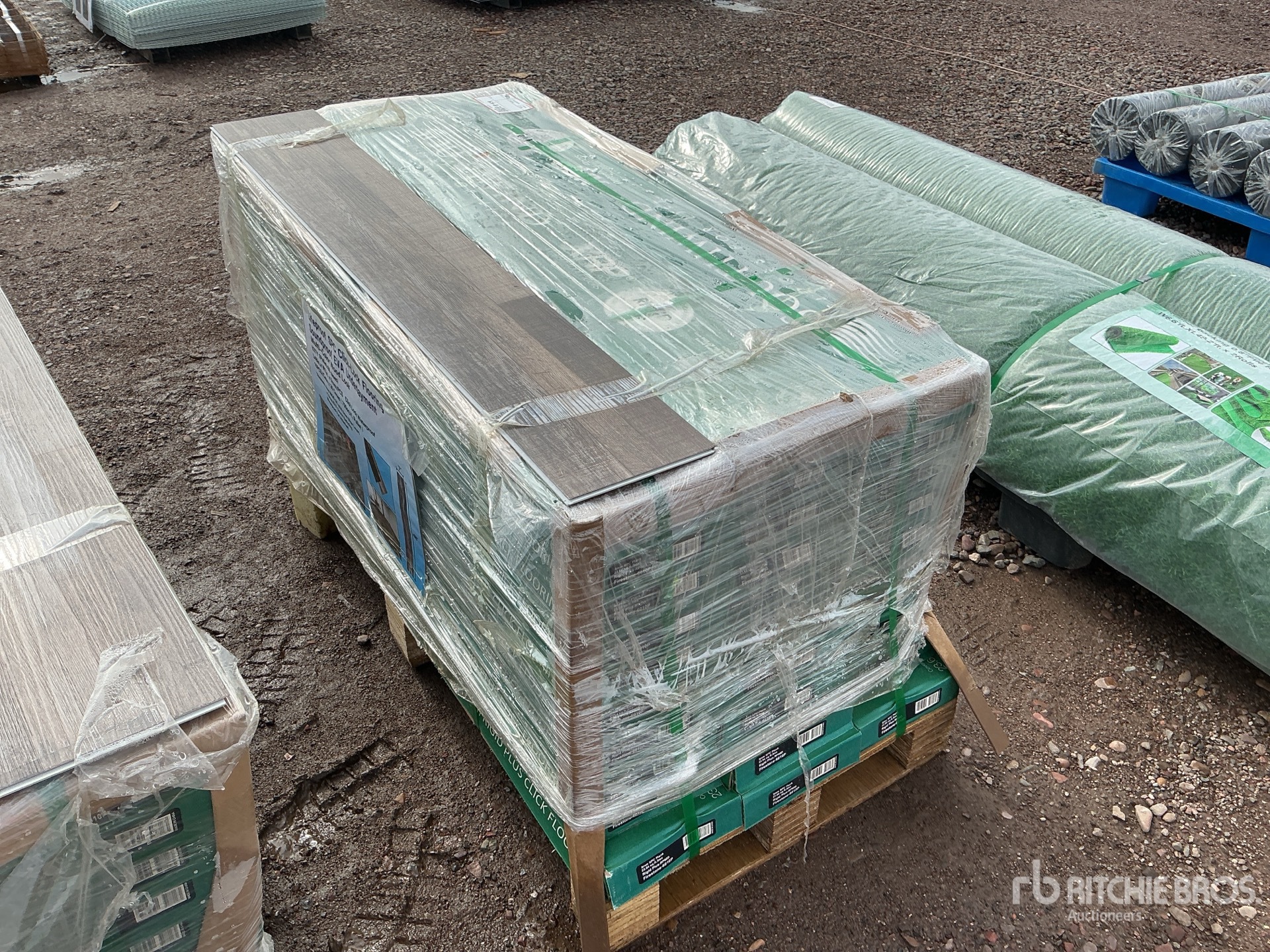 Aspect général with Image, coin avant droit