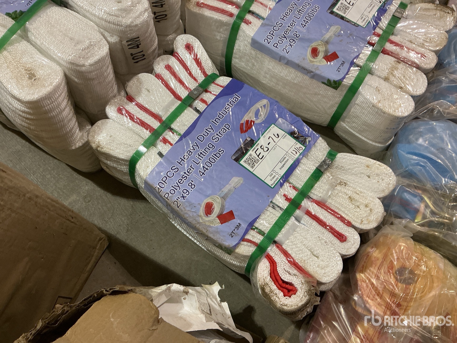 Aspect général with Image, coin avant droit