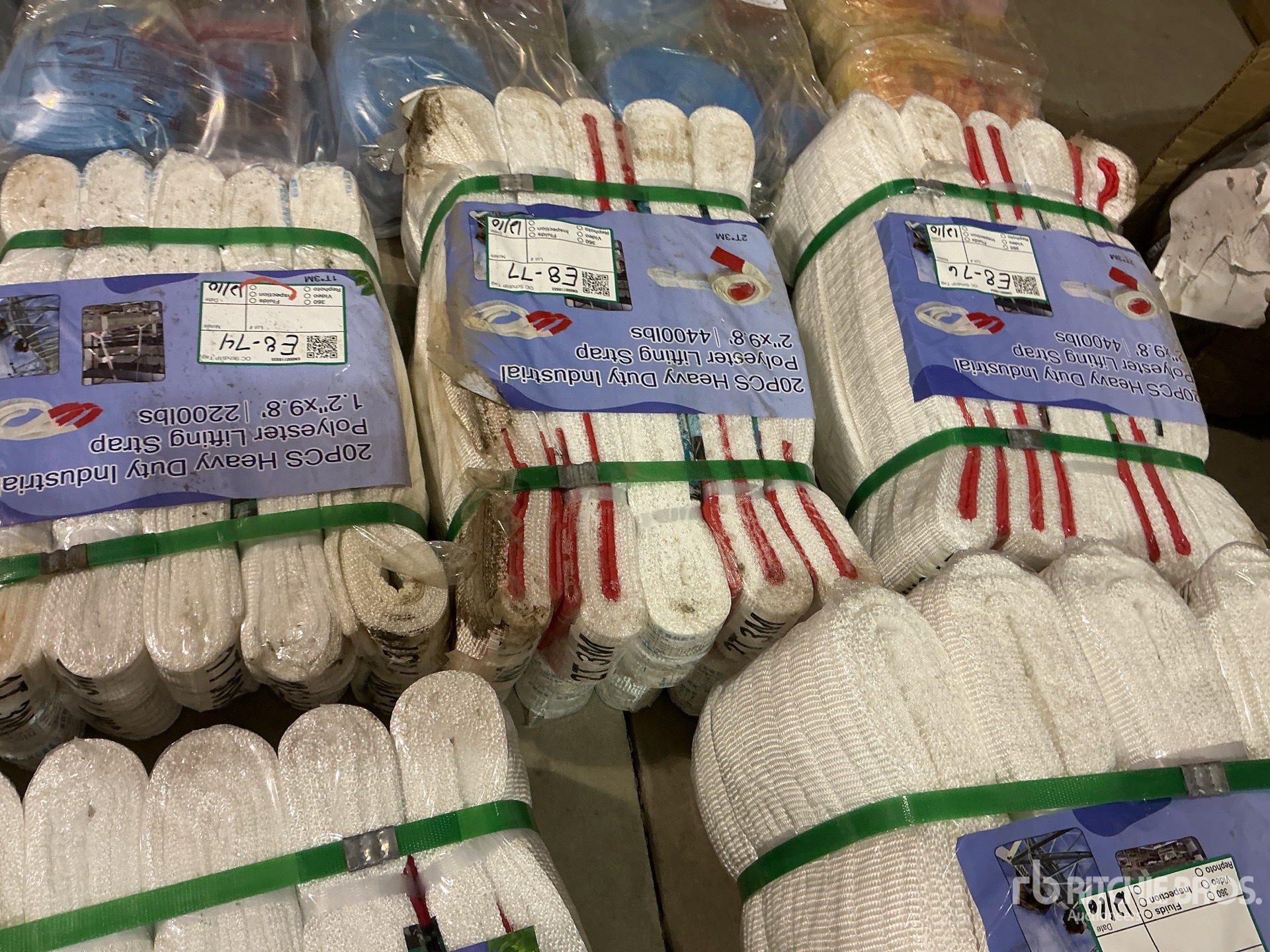 Aspect général with Image, coin arrière droit