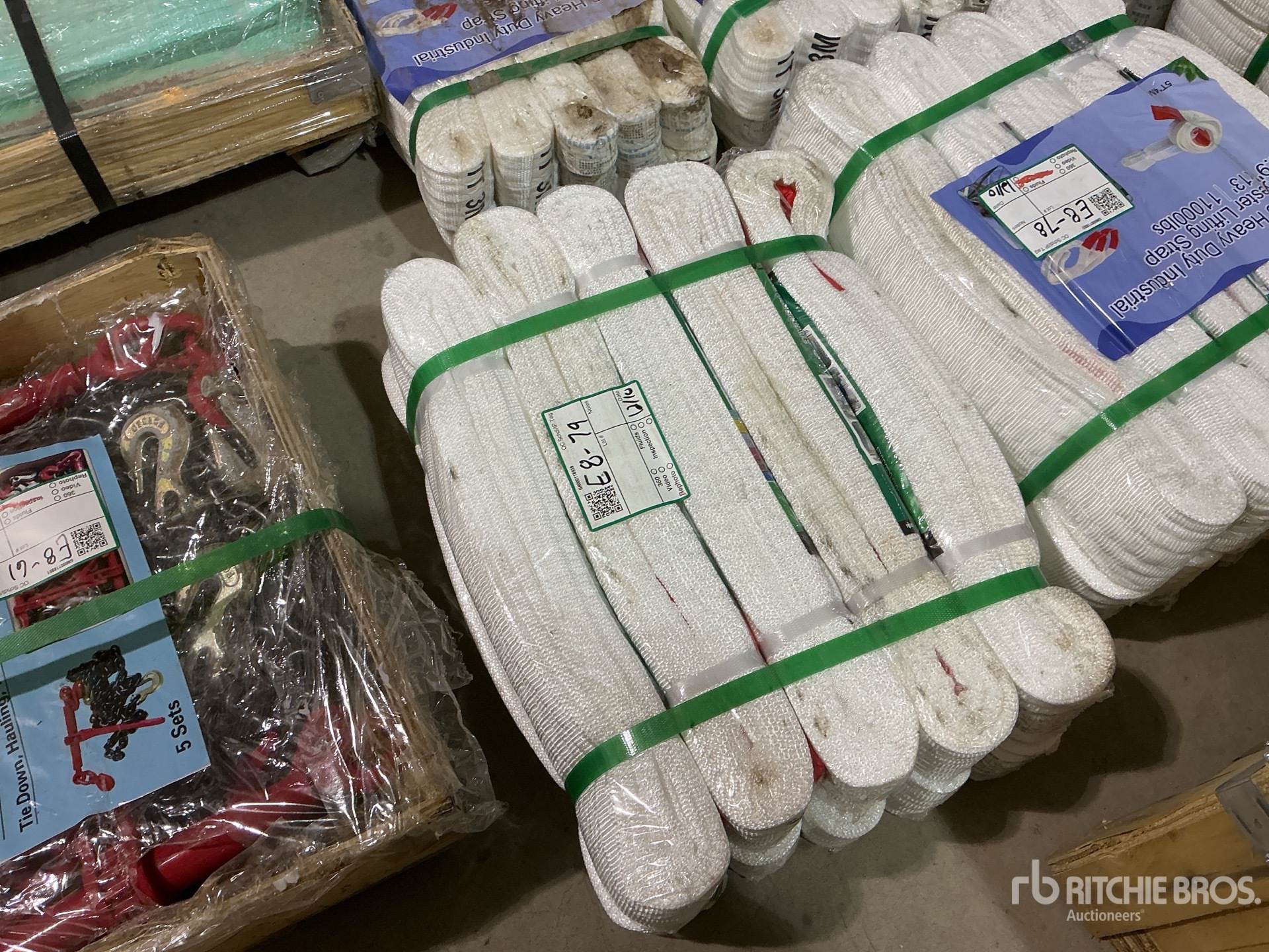 Aspect général with Image, coin arrière gauche