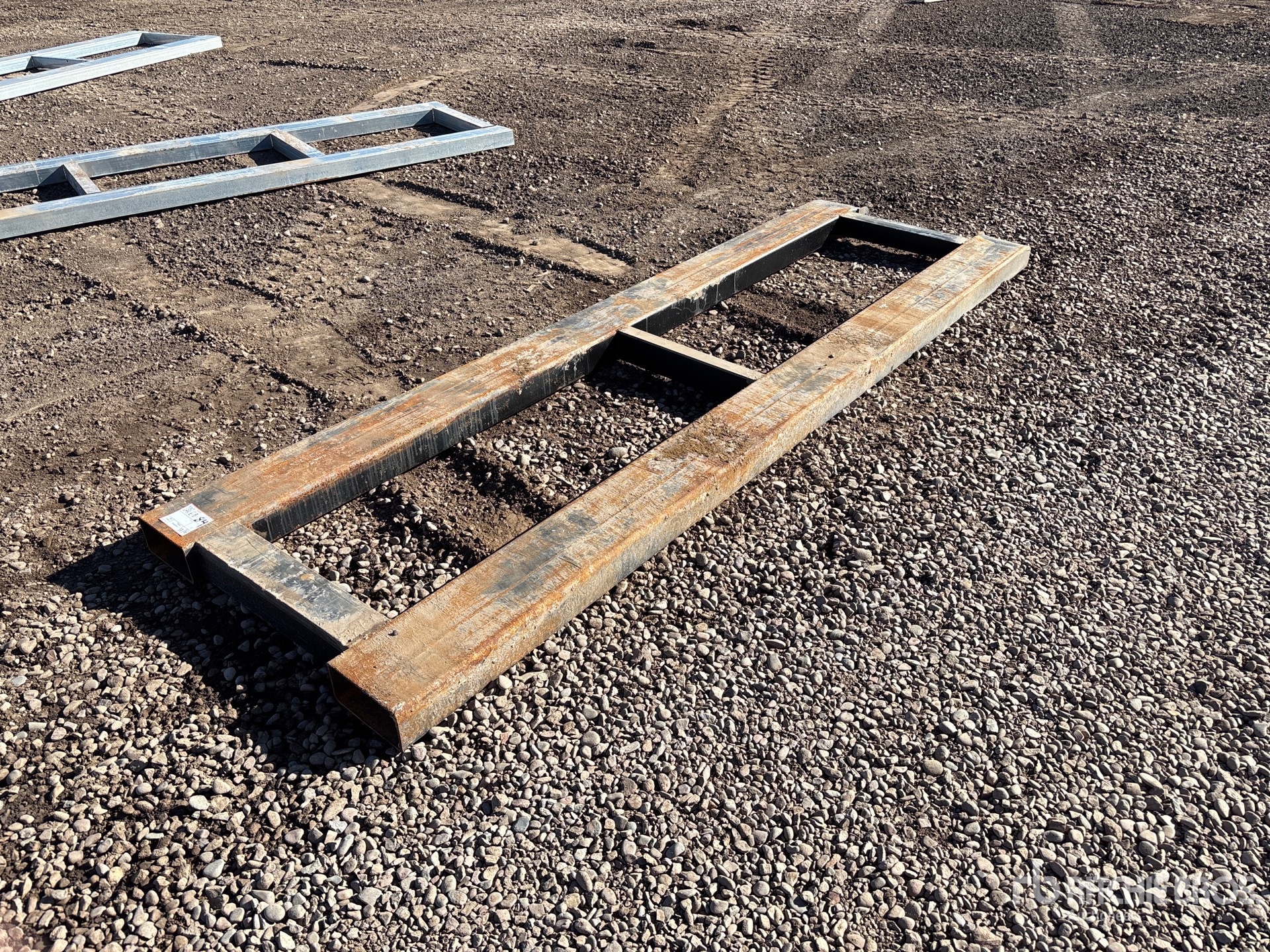 General Appearance with Featured Photo