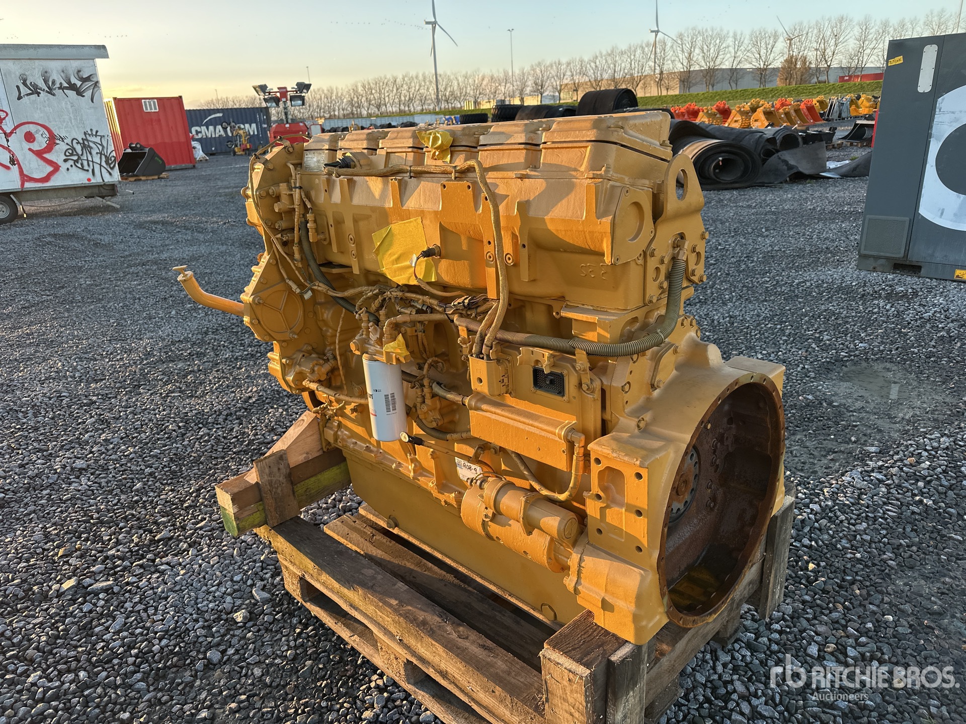 General Appearance with Foto, angolo posteriore sinistro