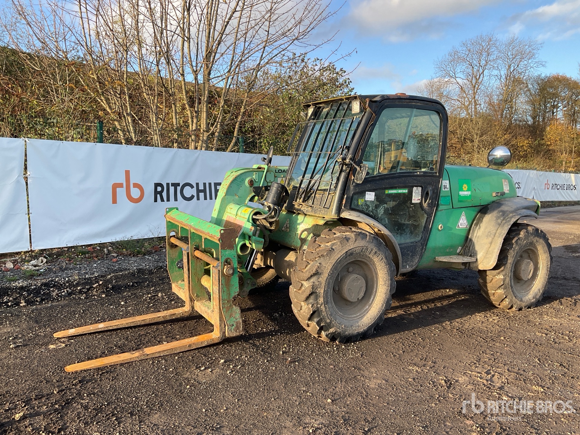 General Appearance with Picture, Left Front Corner