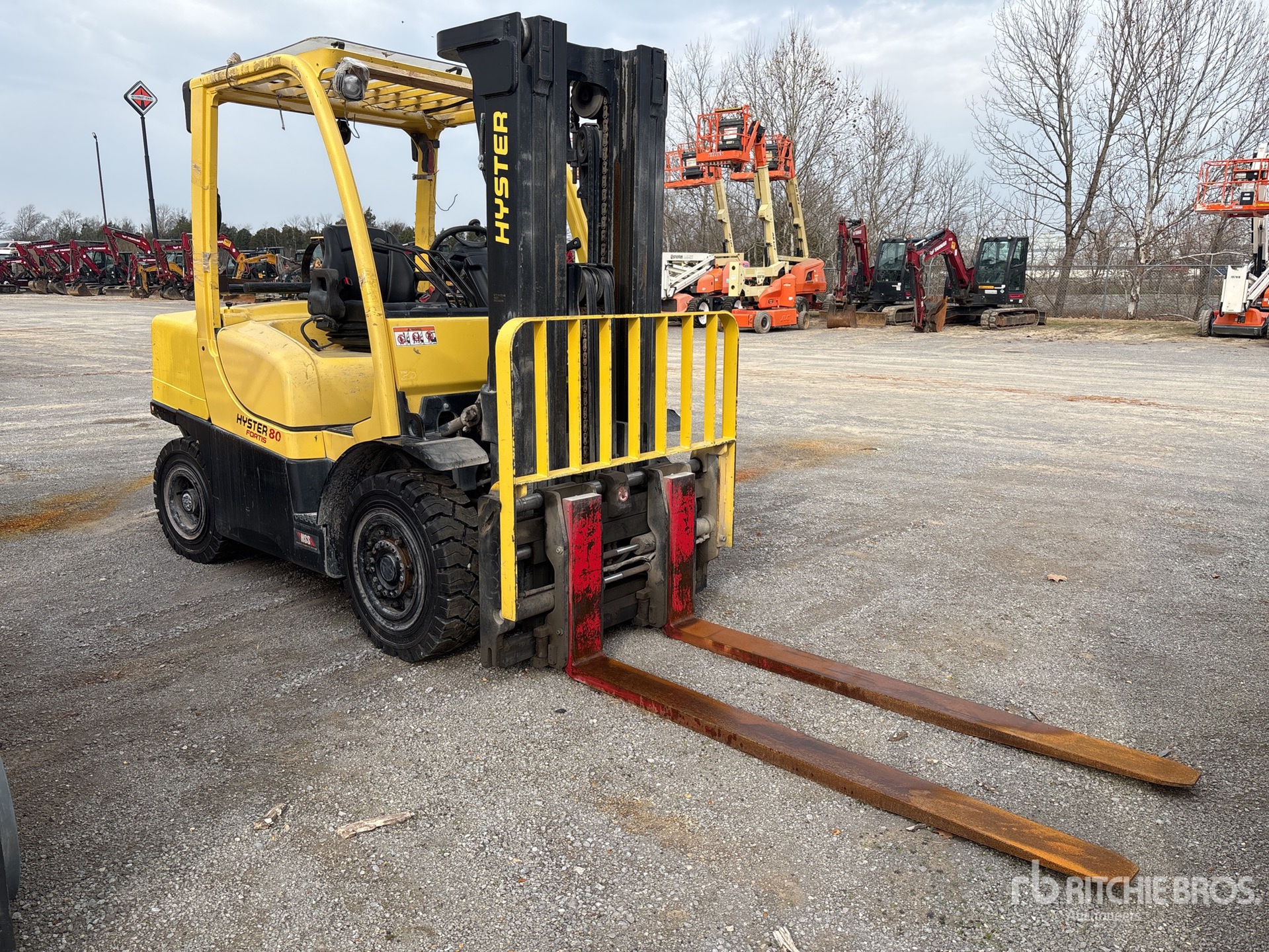 General Appearance with Bild, Ecke vorne rechts