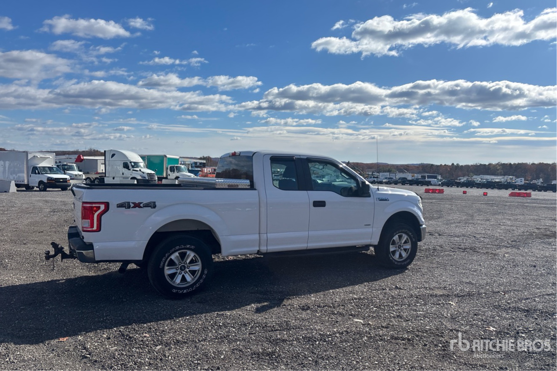 General Appearance with Zdjęcie, prawy dolny róg