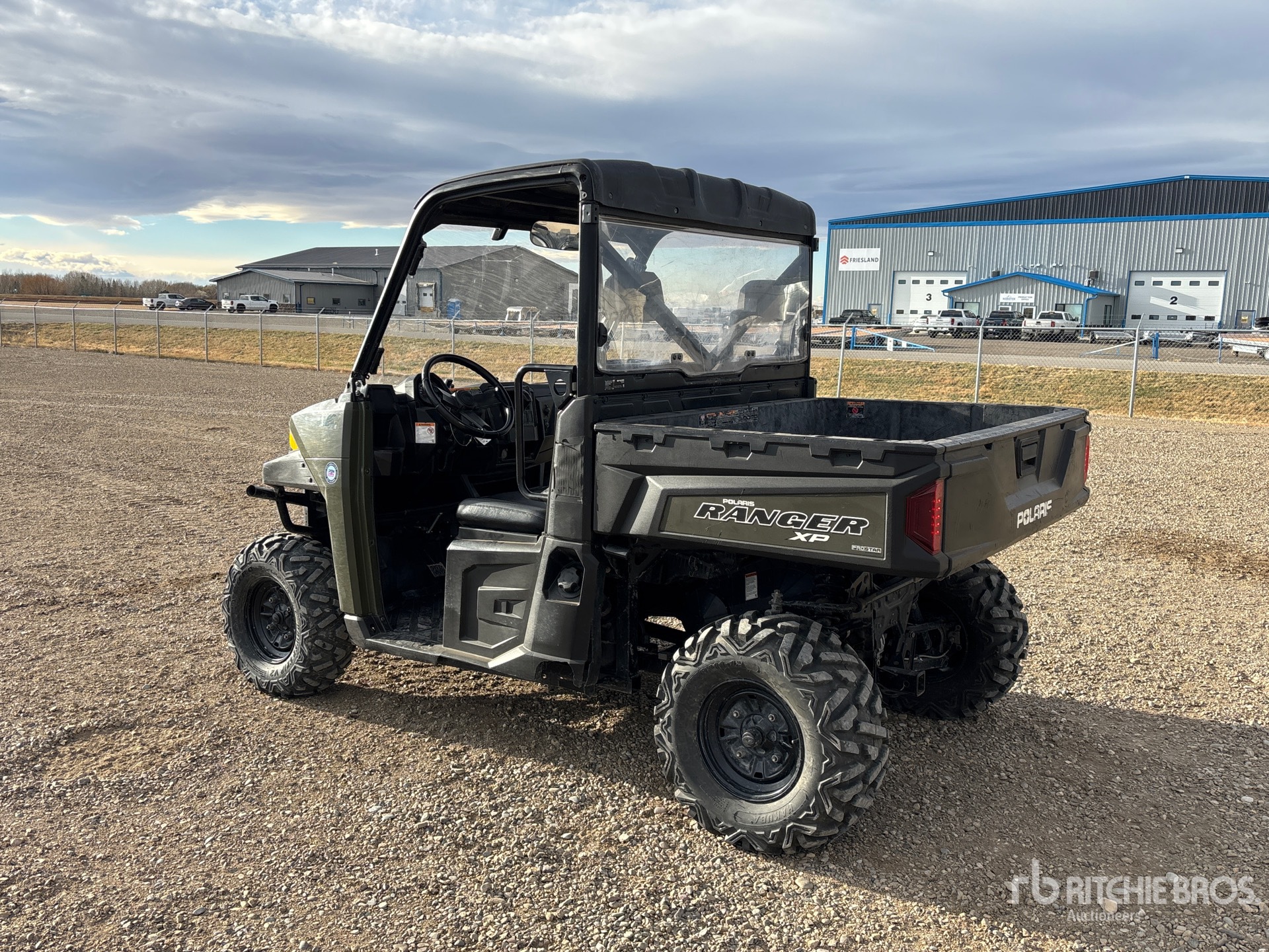 General Appearance with Imagen: esquina trasera izquierda