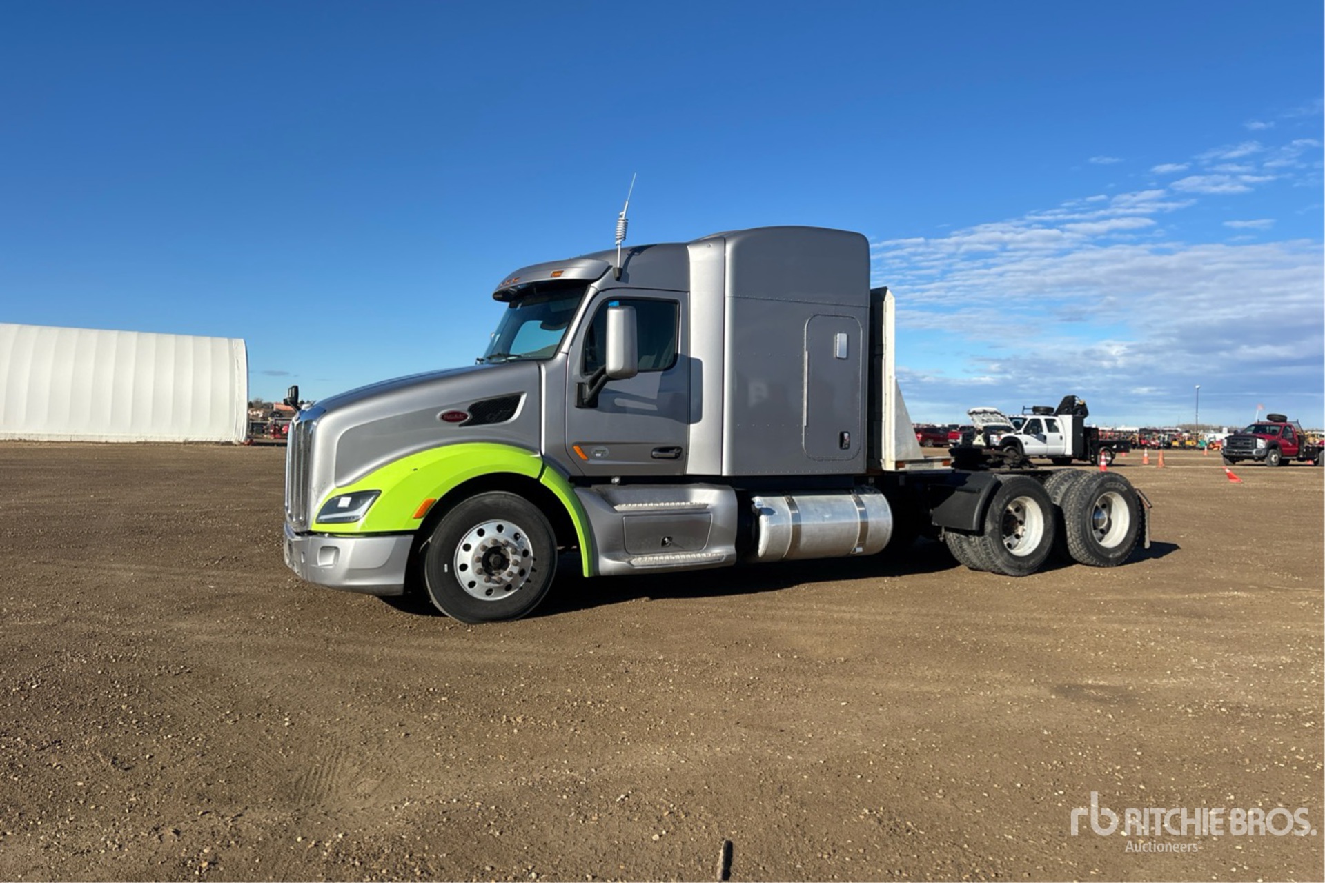 General Appearance with Picture, Left Front Corner