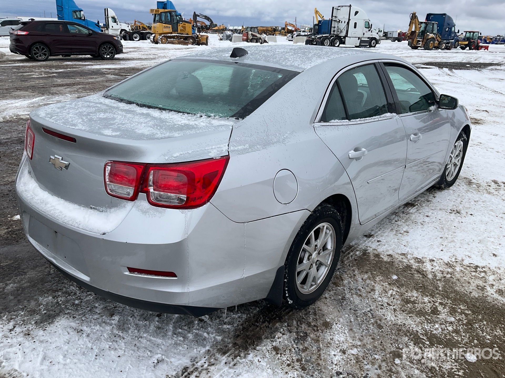 General Appearance with Imagen: esquina trasera derecha