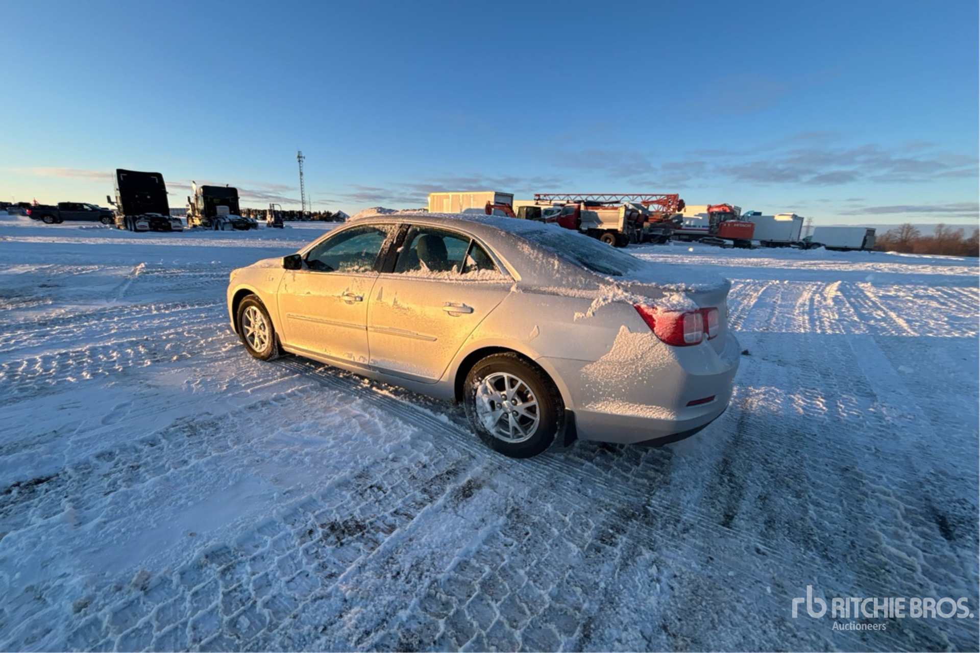 General Appearance with Picture, Left Rear Corner