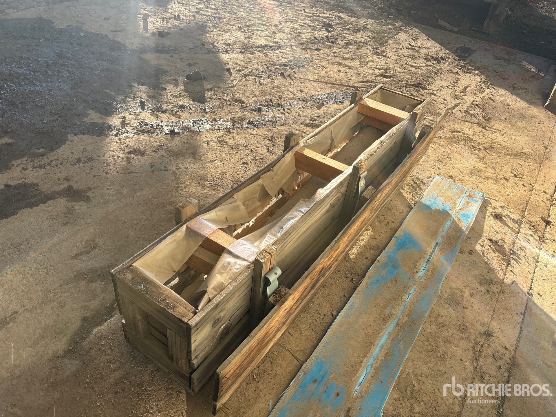 General Appearance with Bild, Ecke hinten links