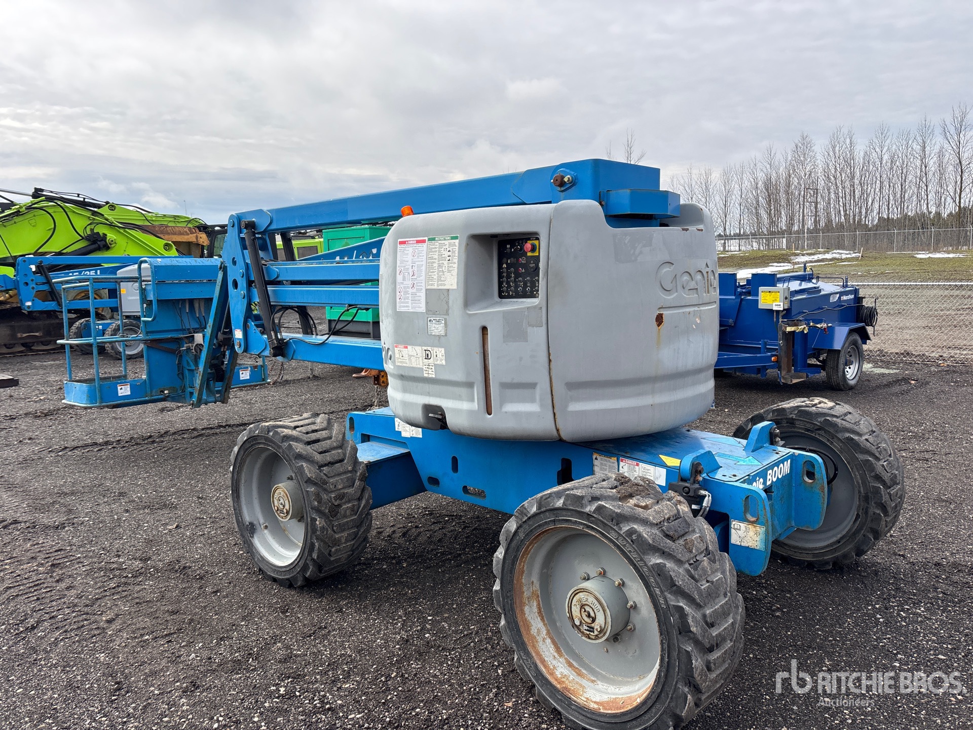 General Appearance with Imagen: esquina trasera izquierda