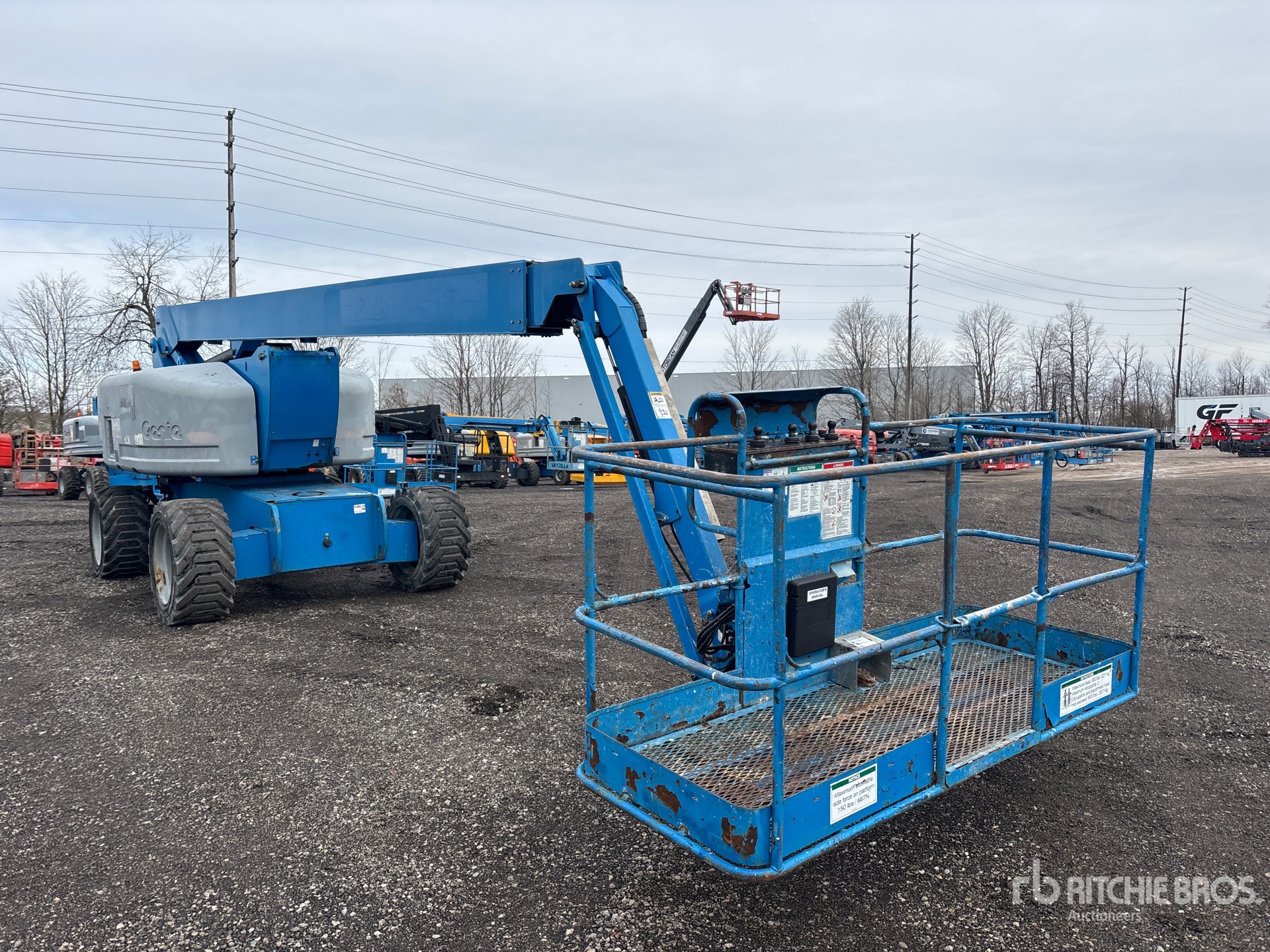 General Appearance with Imagen: esquina delantera derecha