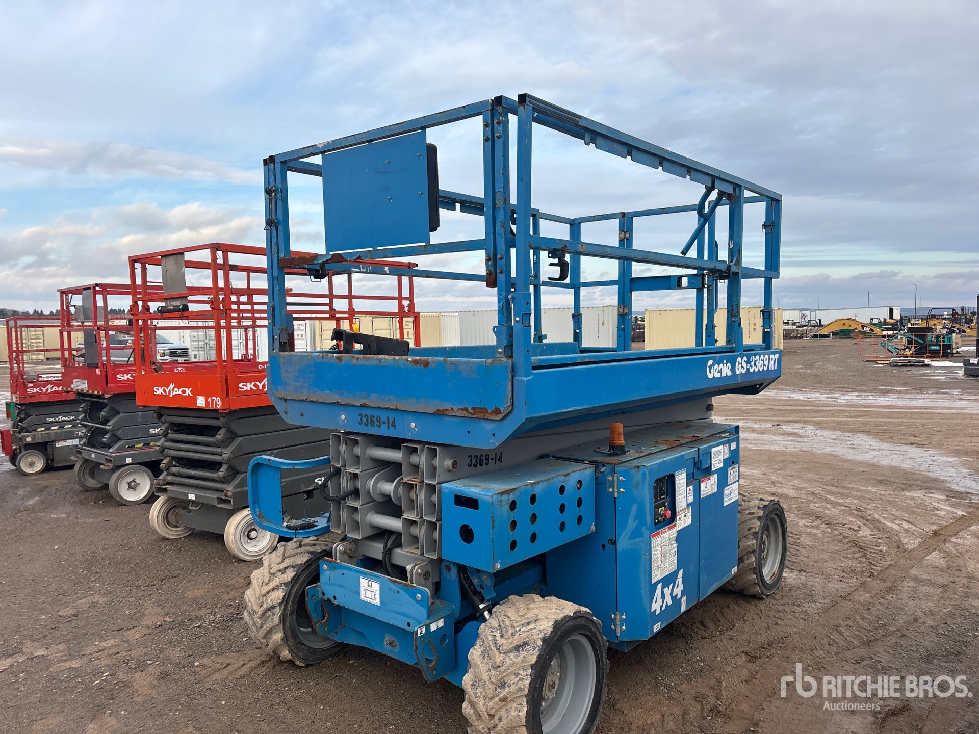 Aspect général with Image, coin arrière droit