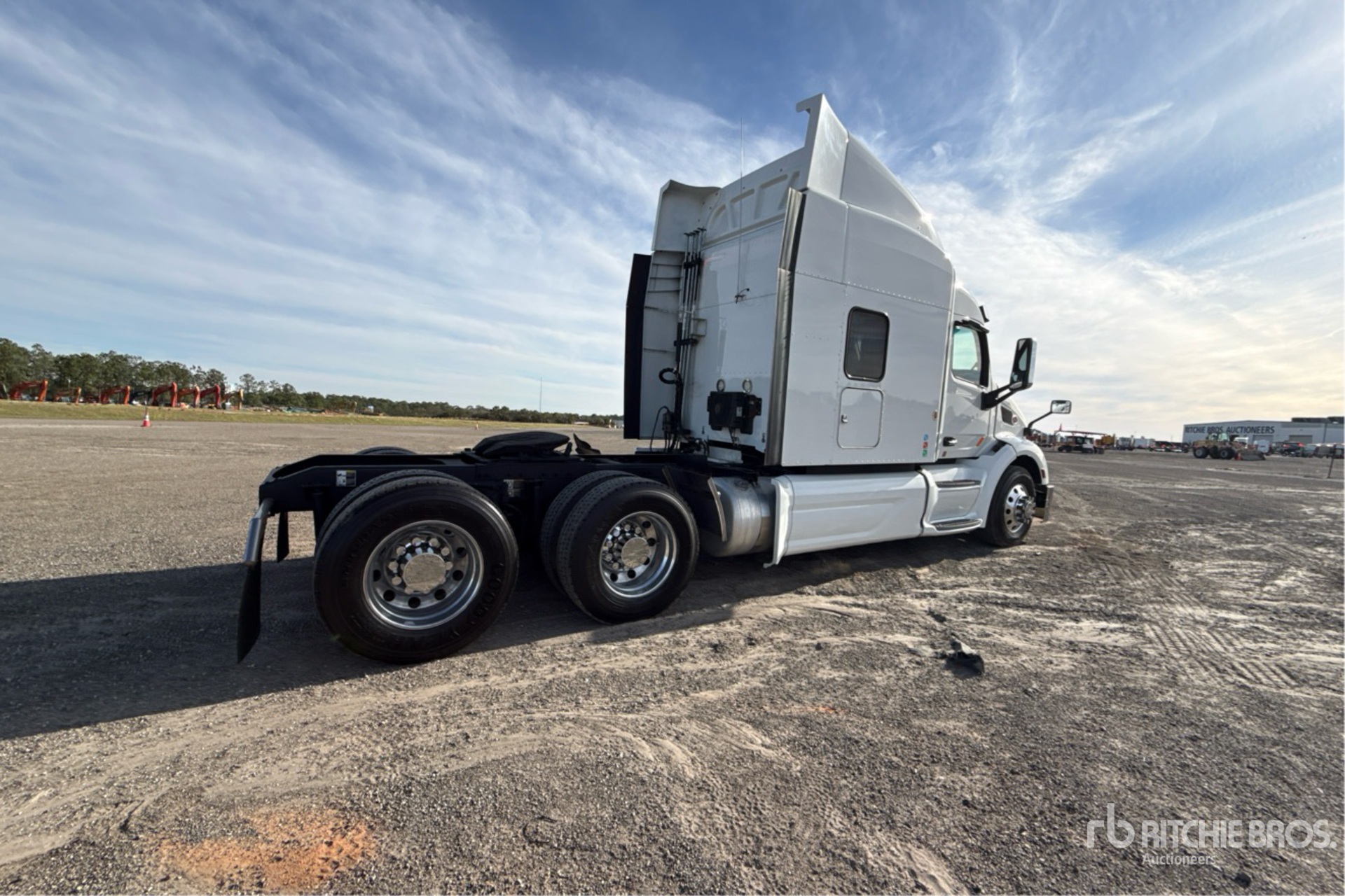 General Appearance with Zdjęcie, prawy dolny róg