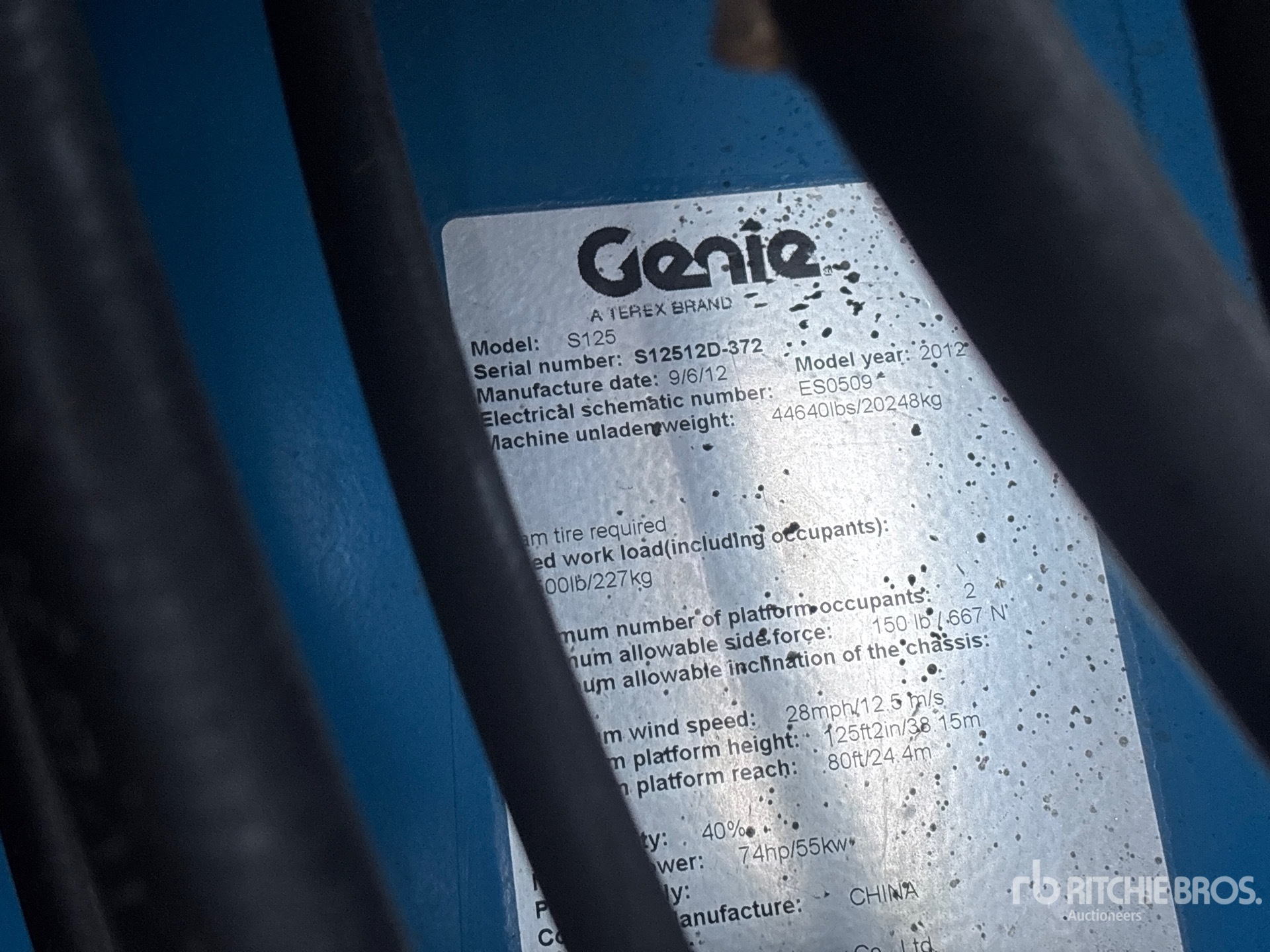 General Appearance with Seriennummer / FIN