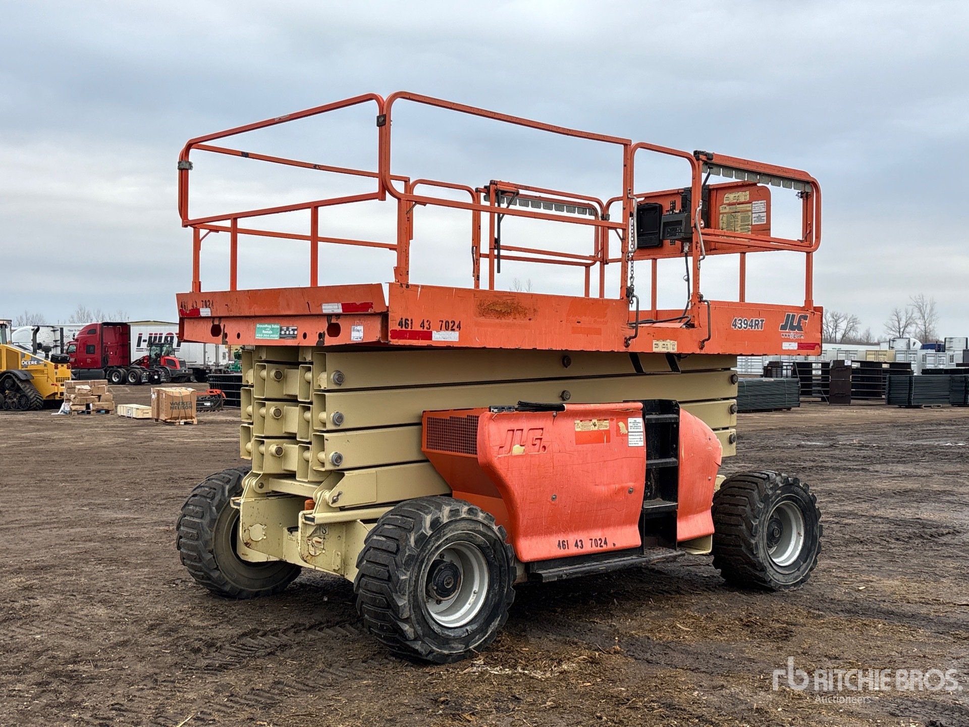 General Appearance with Imagen: esquina trasera derecha