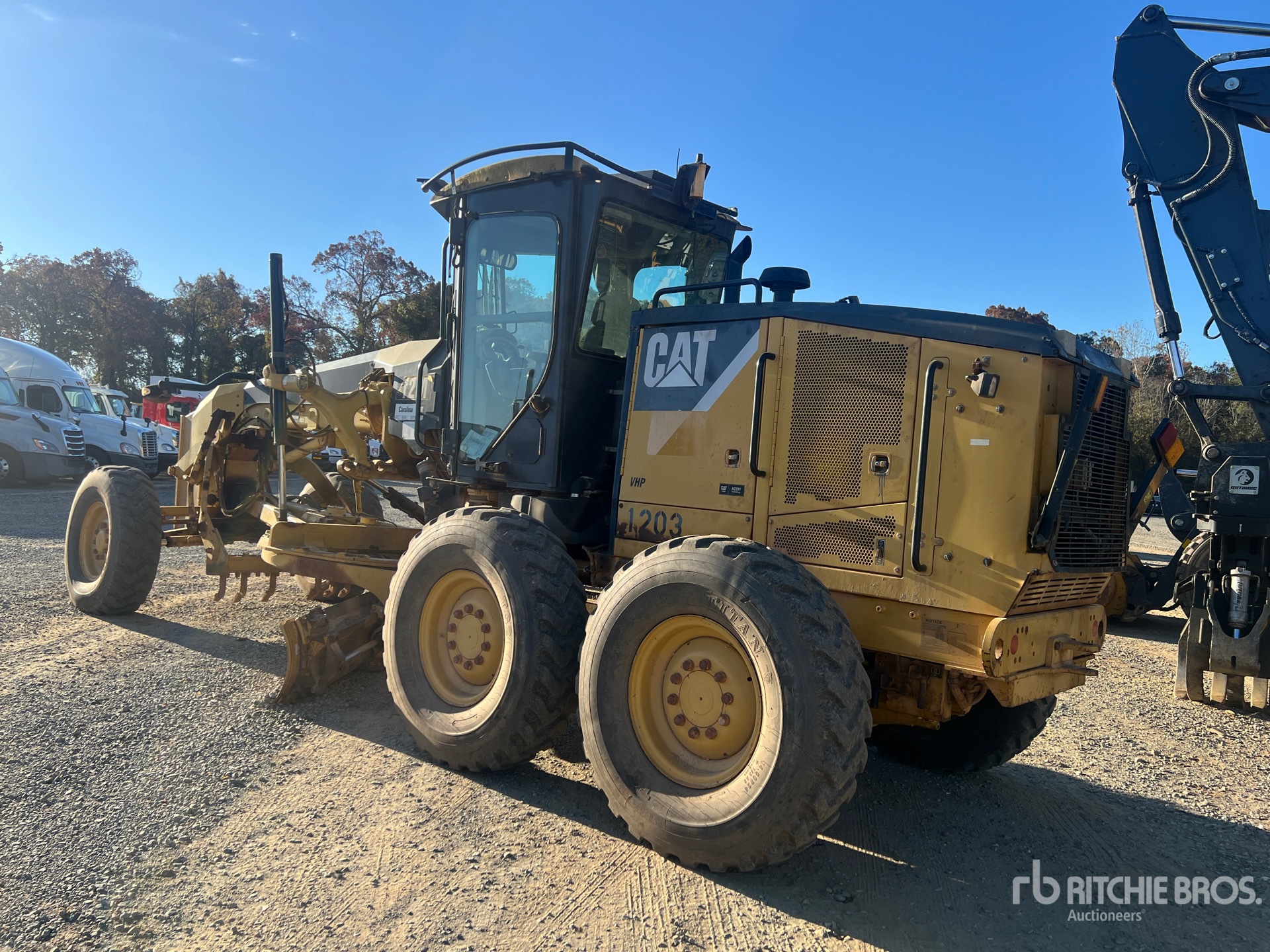 General Appearance with Imagen: esquina trasera izquierda