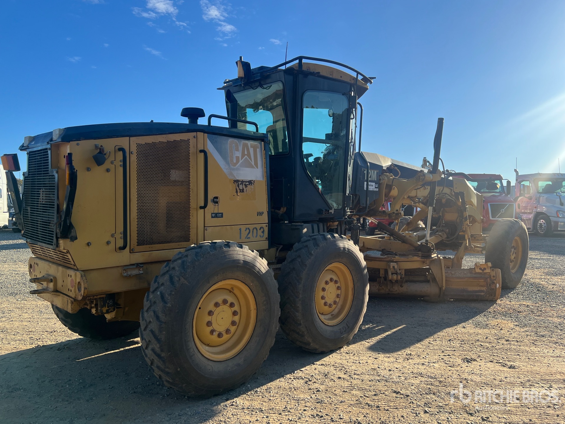 General Appearance with Imagen: esquina trasera derecha