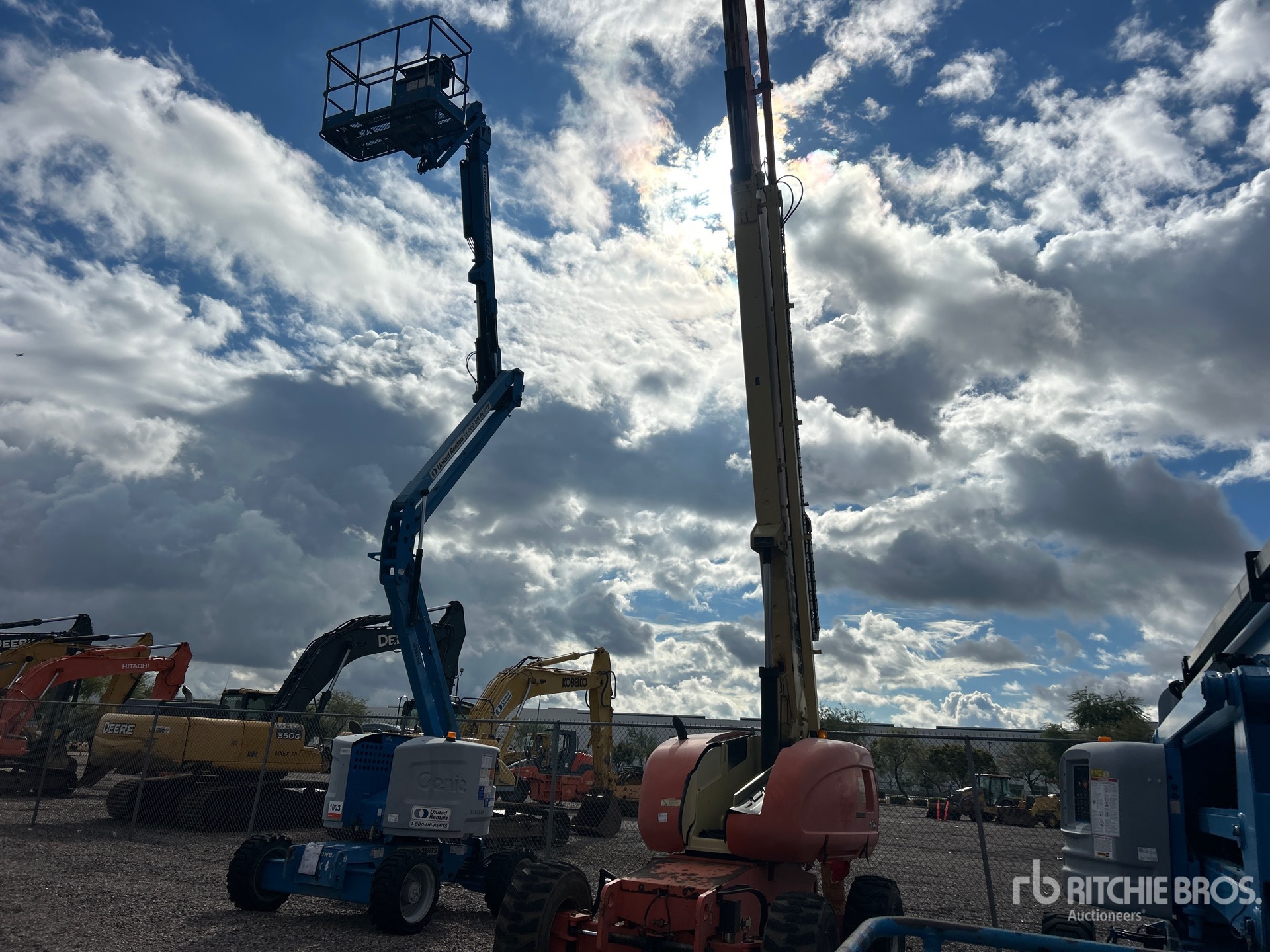 General Appearance with Image, coin avant gauche