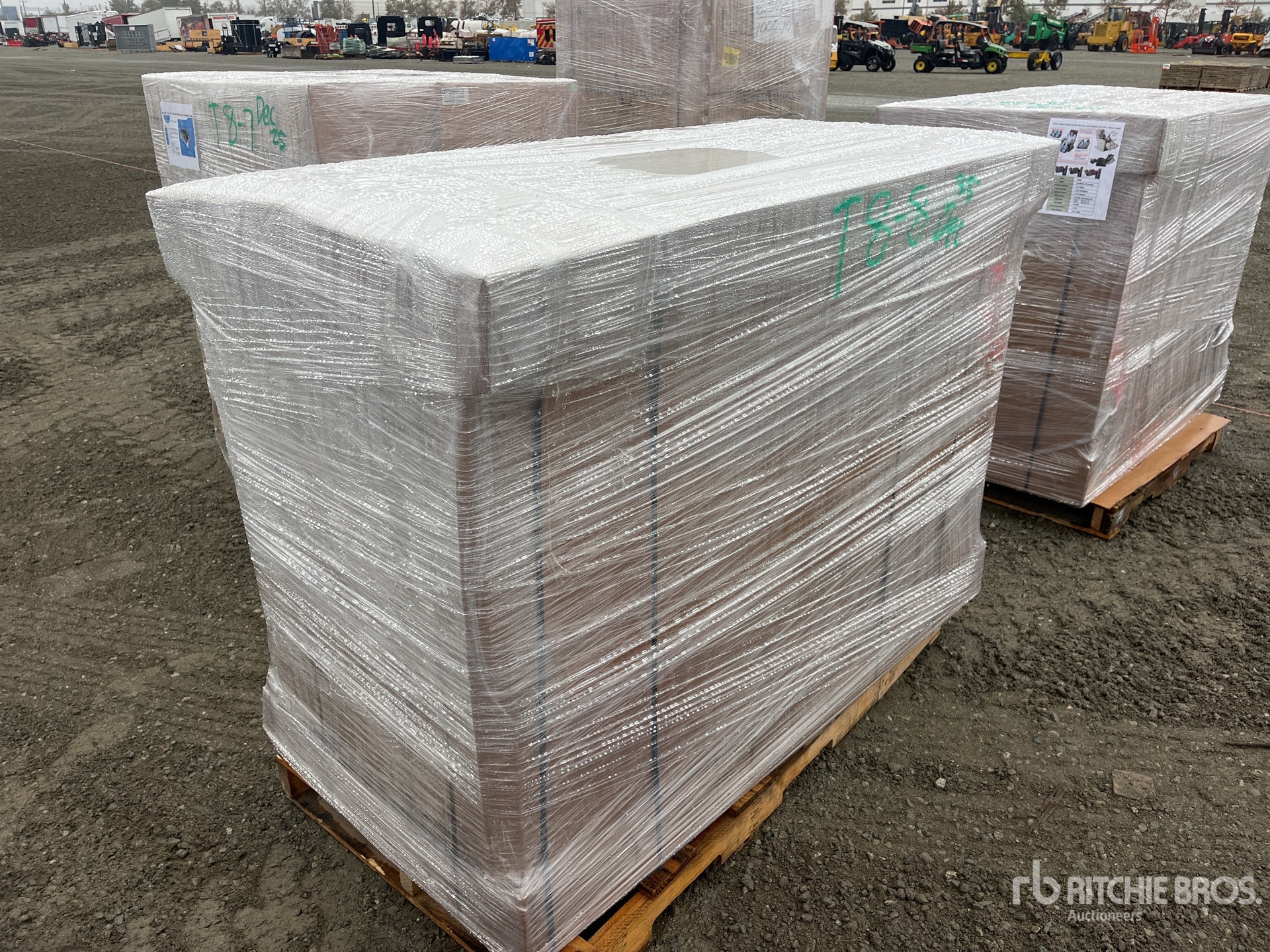 General Appearance with Bild, Ecke vorne links