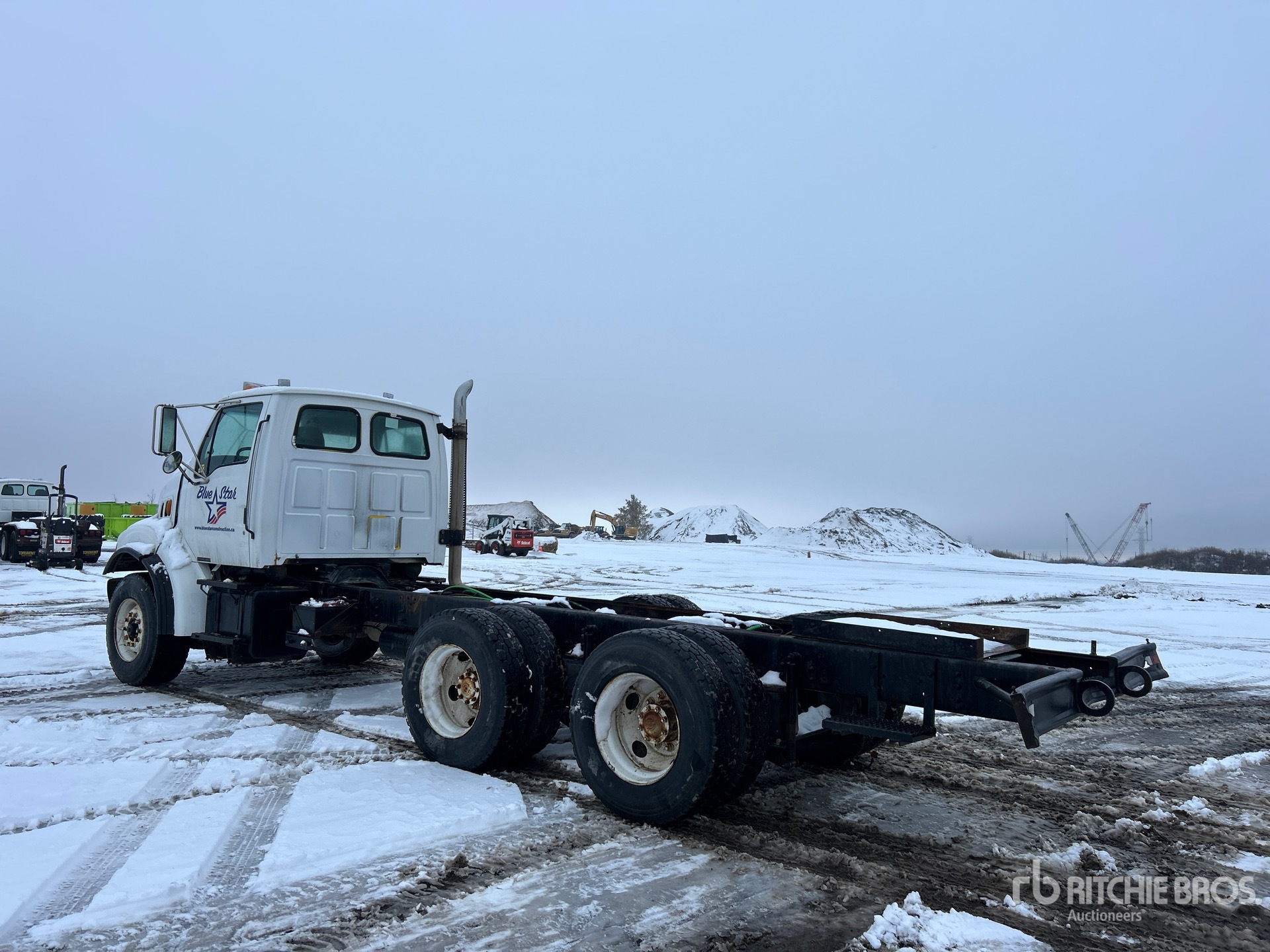 General Appearance with Bild, Ecke hinten links