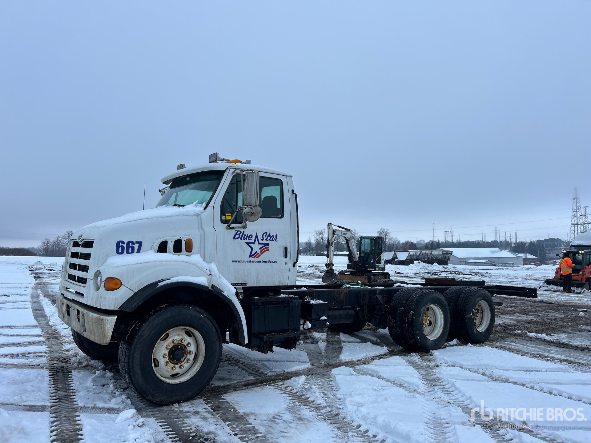 General Appearance with Bild, Ecke vorne links