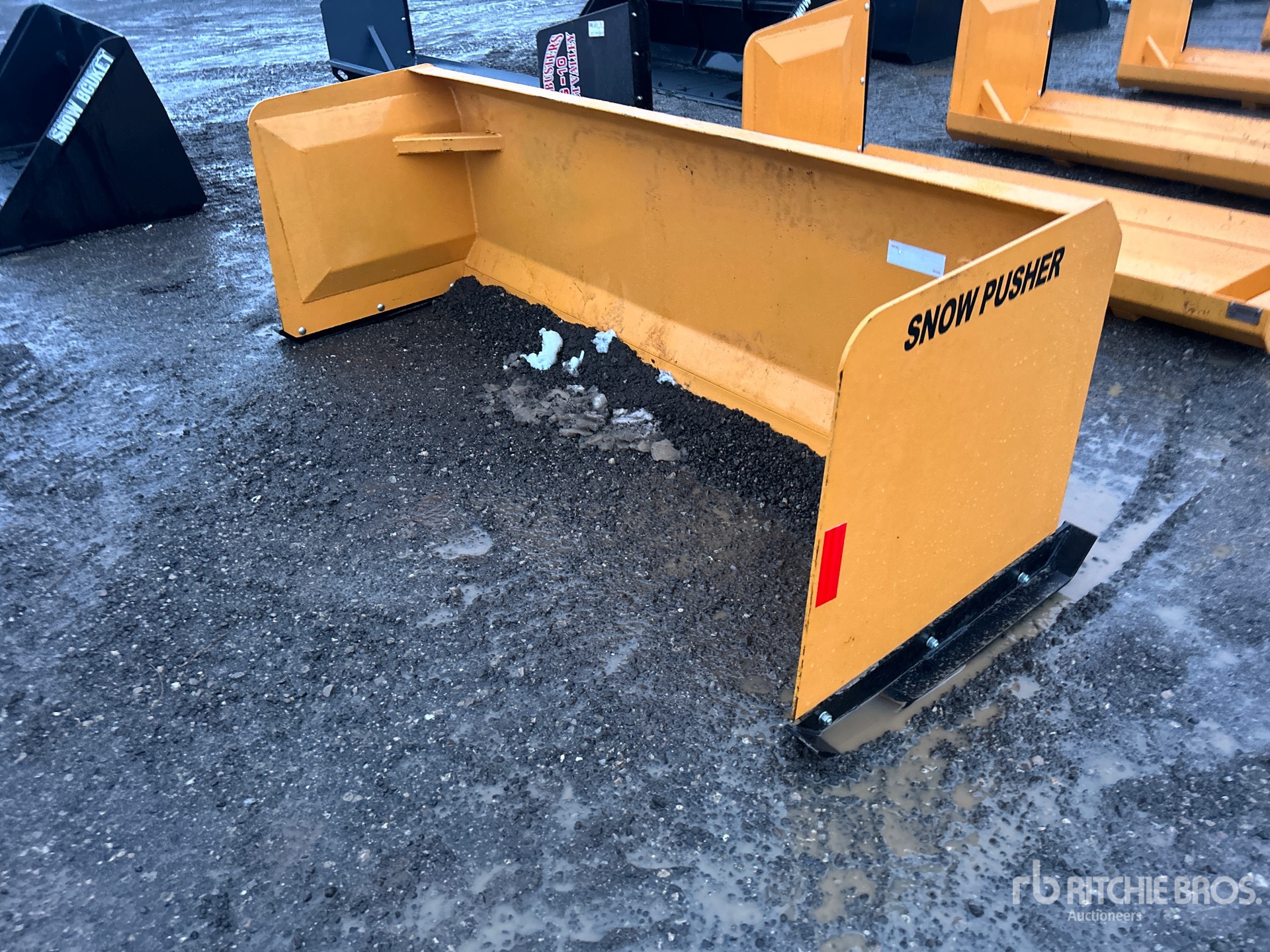 General Appearance with Image, coin avant gauche