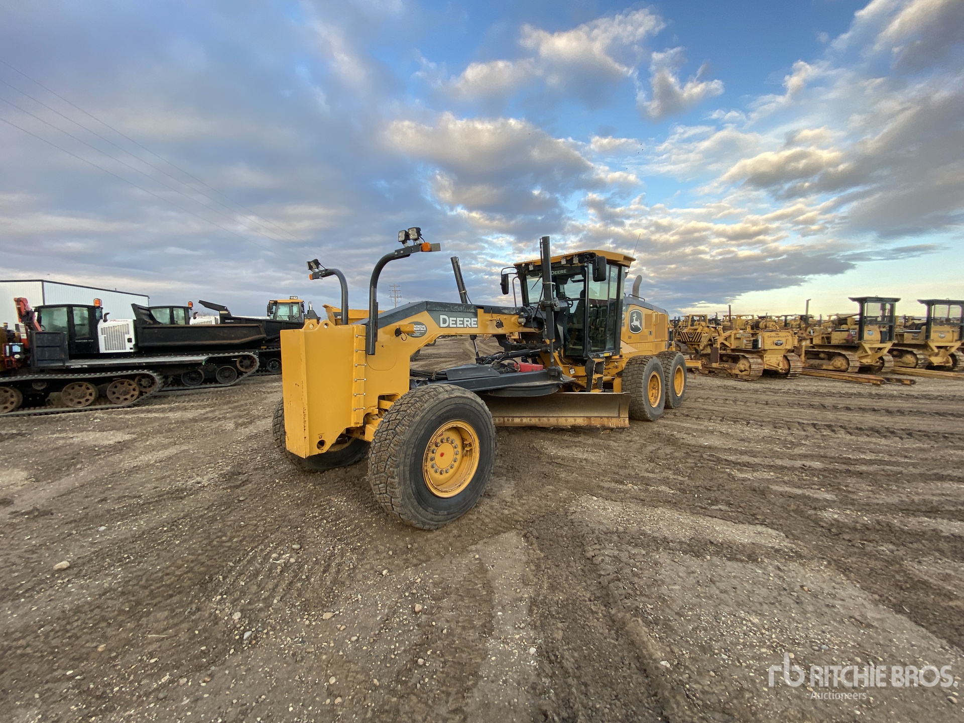 General Appearance with Featured Photo