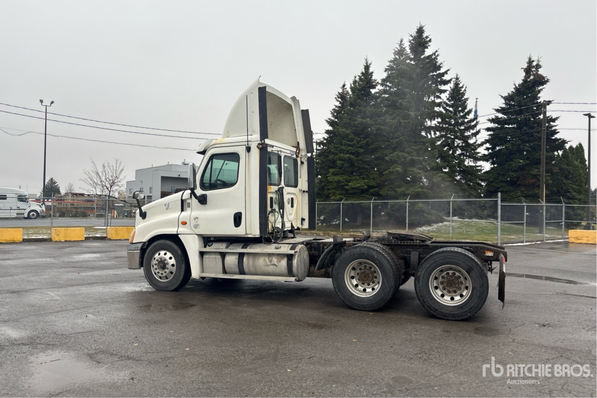 General Appearance with Image, coin arrière gauche