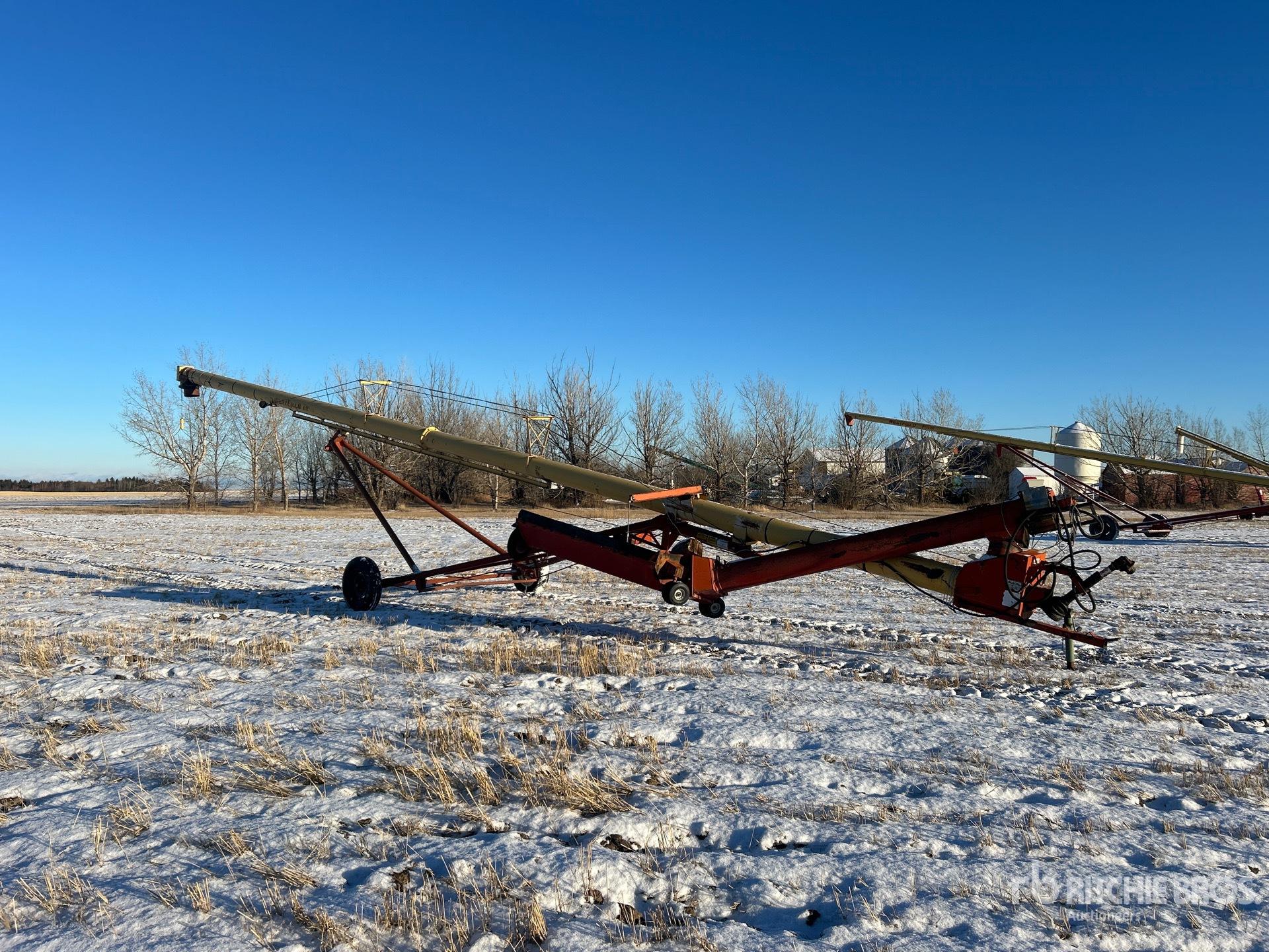 General Appearance with Foto, angolo anteriore destro