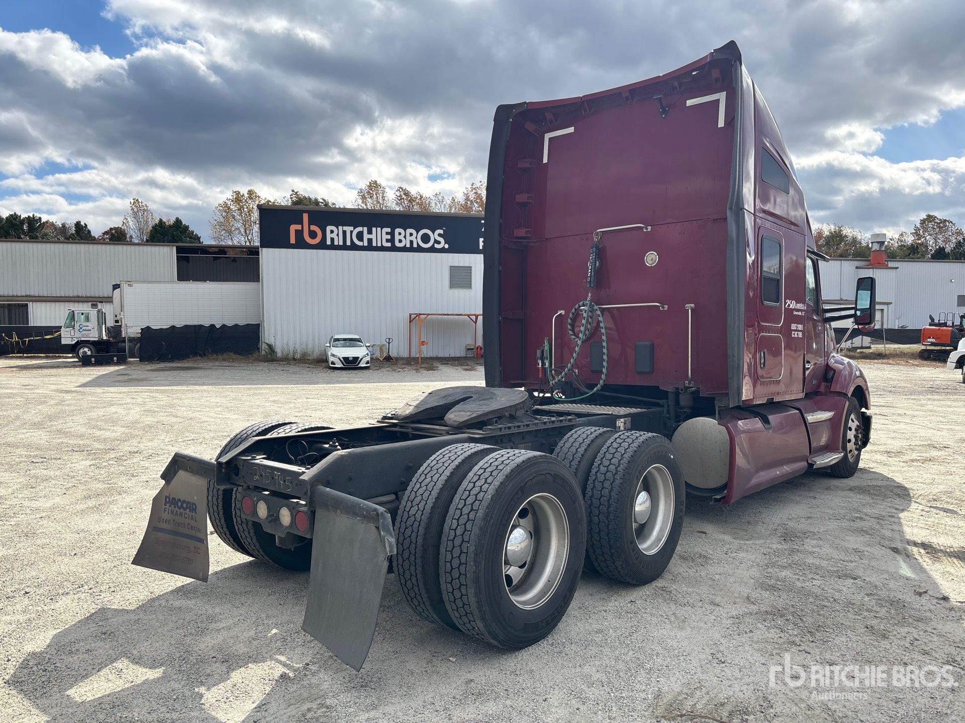 General Appearance with Imagen: esquina trasera derecha