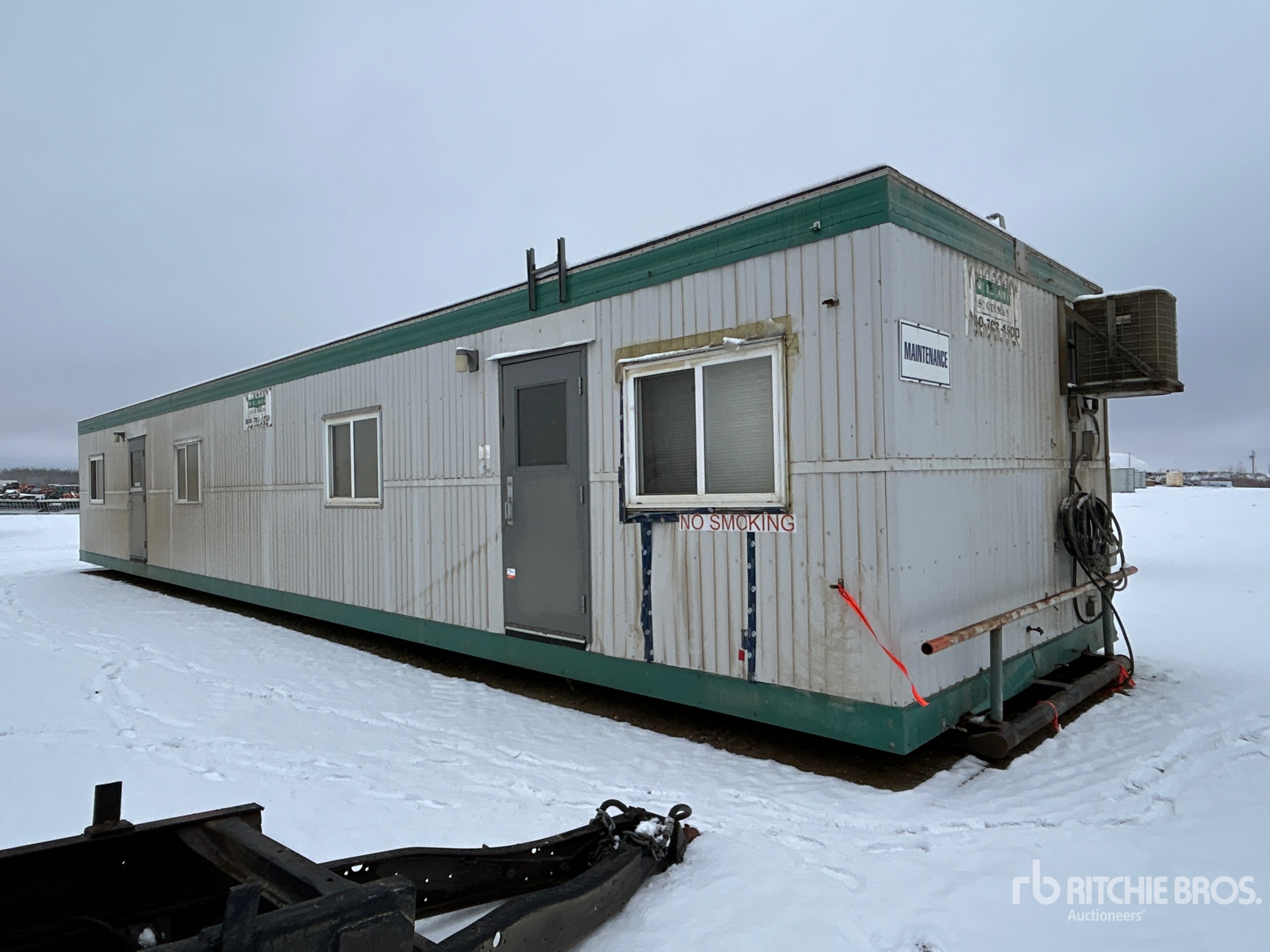 Aspect général with Image, coin arrière gauche