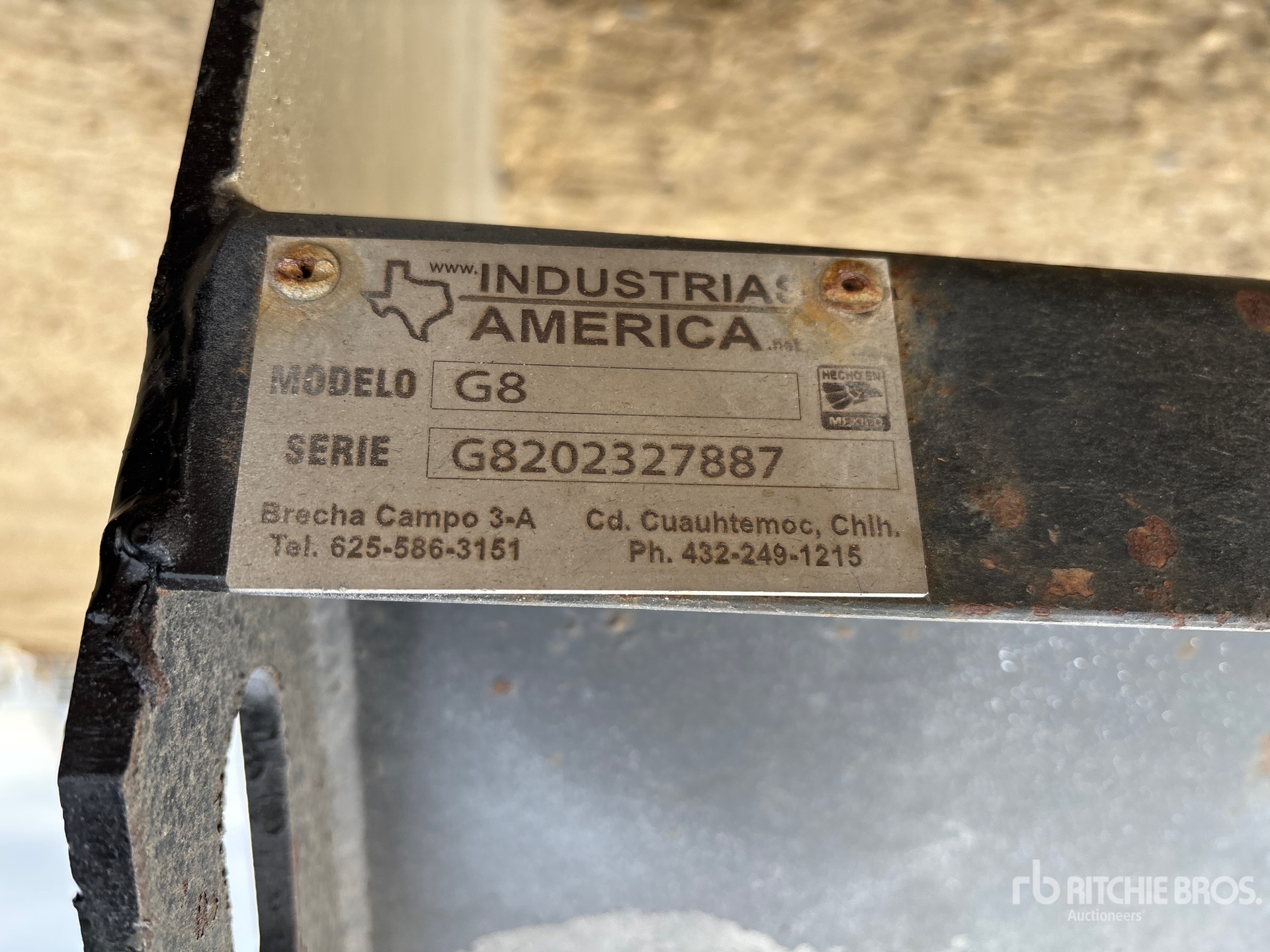 General Appearance with Numéro de série/Numéro d'identification du véhicule automobile