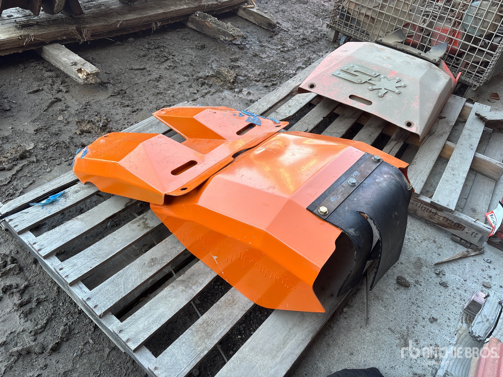 General Appearance with Bild, Ecke hinten links