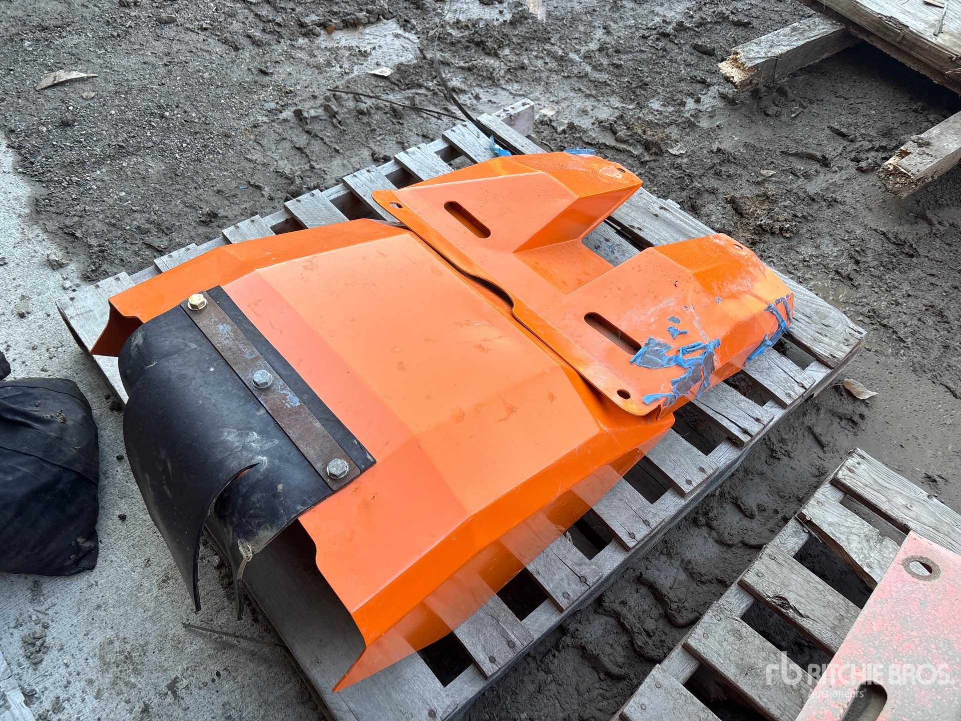 General Appearance with Bild, Ecke hinten rechts