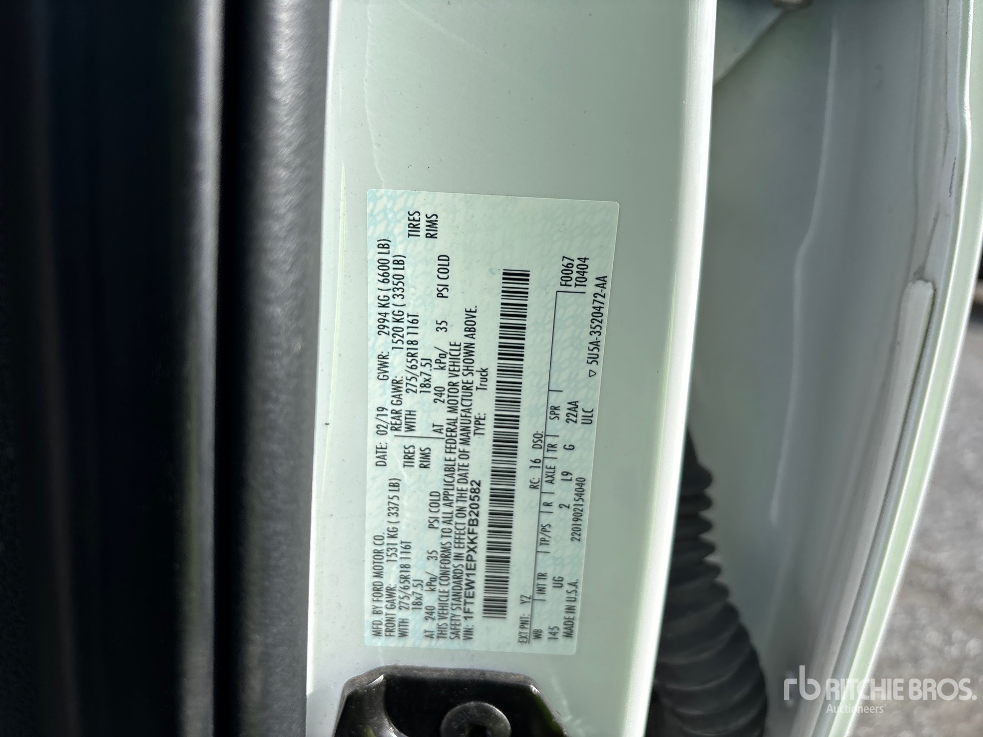 General Appearance with Serial Number / VIN