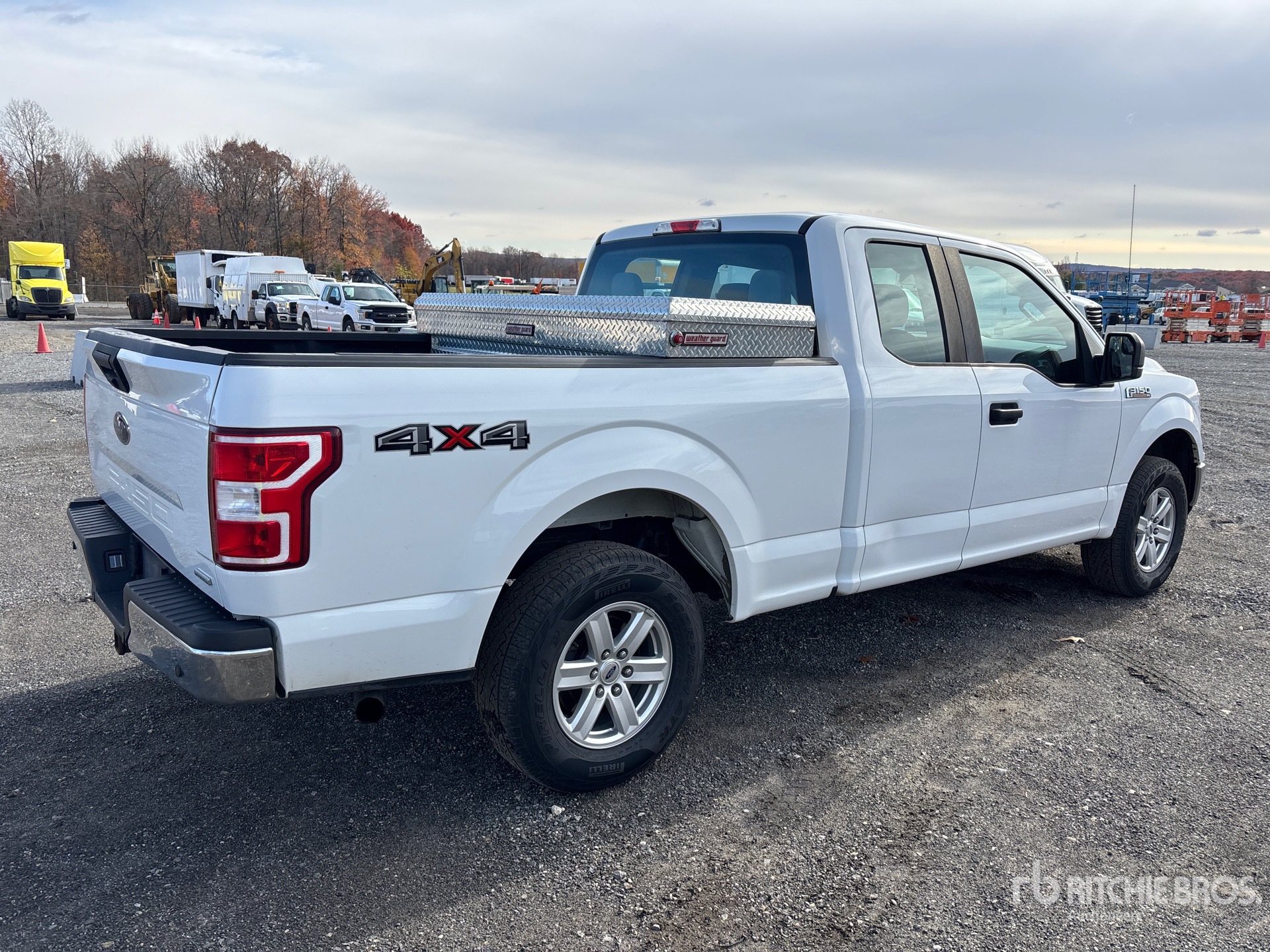 General Appearance with Bild, Ecke hinten rechts