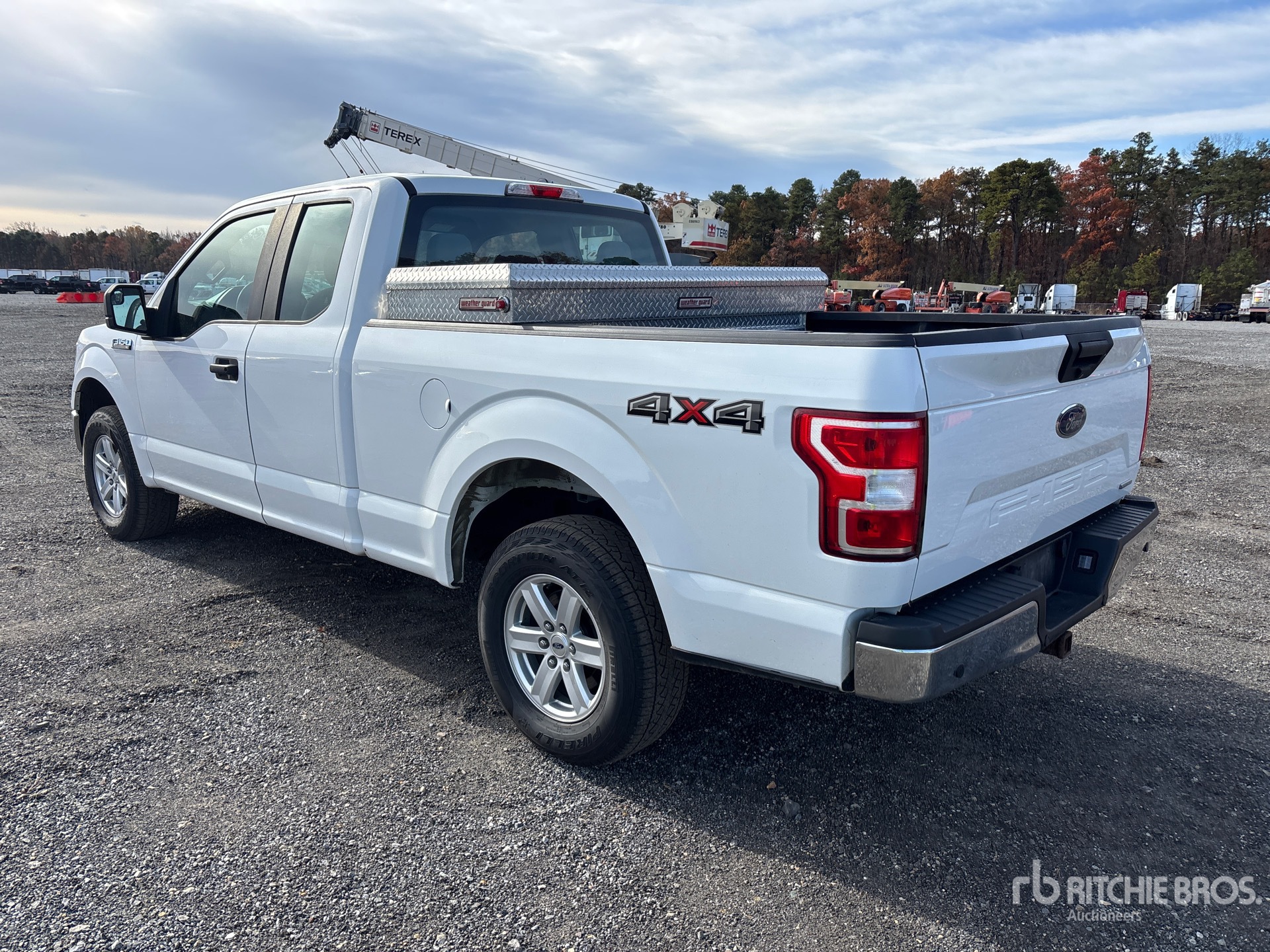 General Appearance with Bild, Ecke hinten links