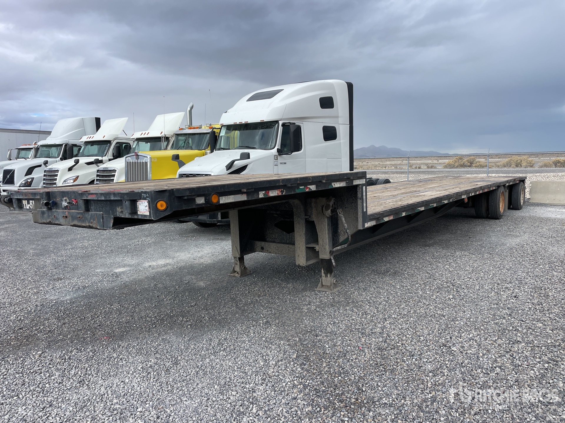 General Appearance with Image, coin avant gauche