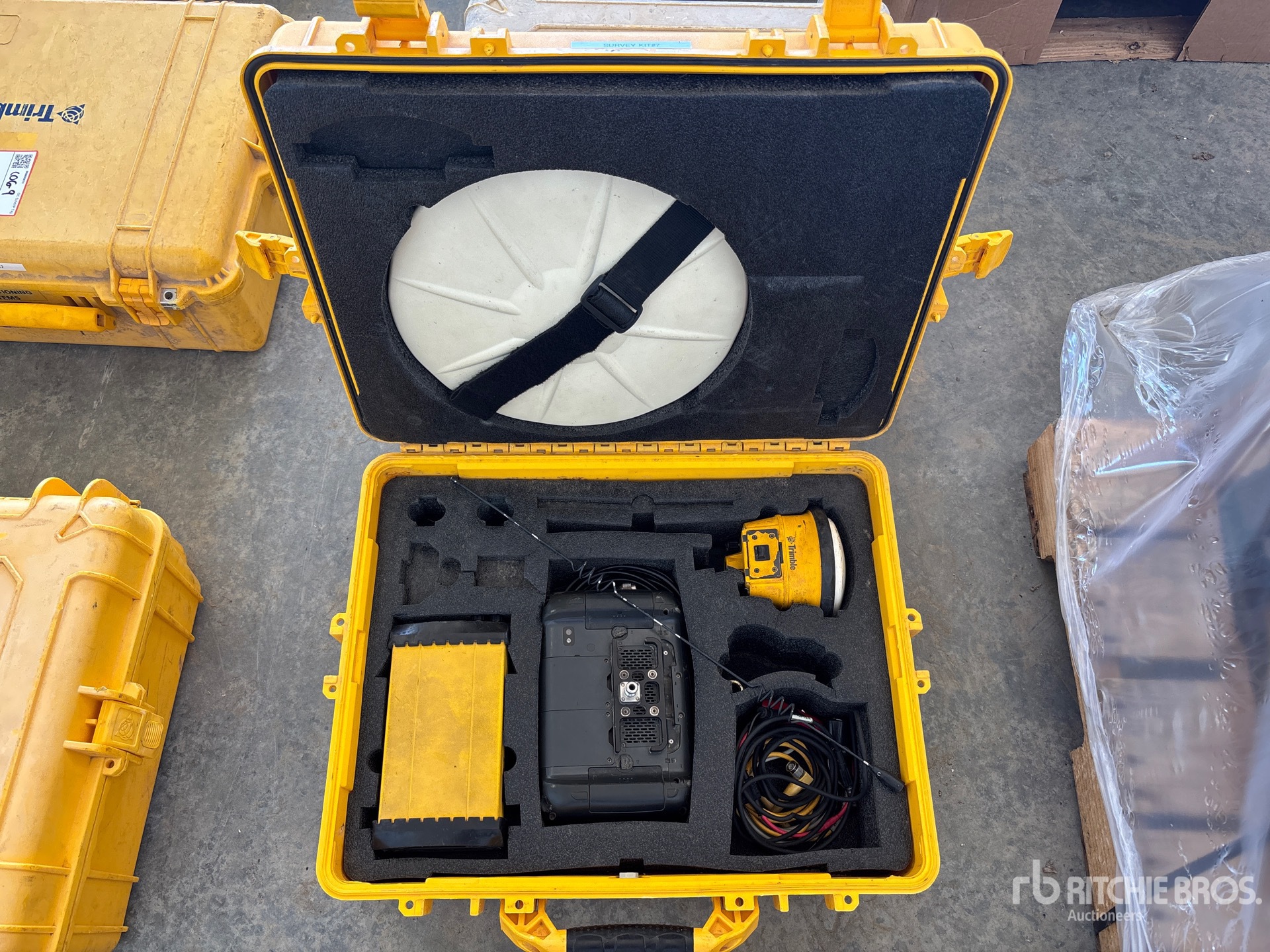 General Appearance with Featured Photo