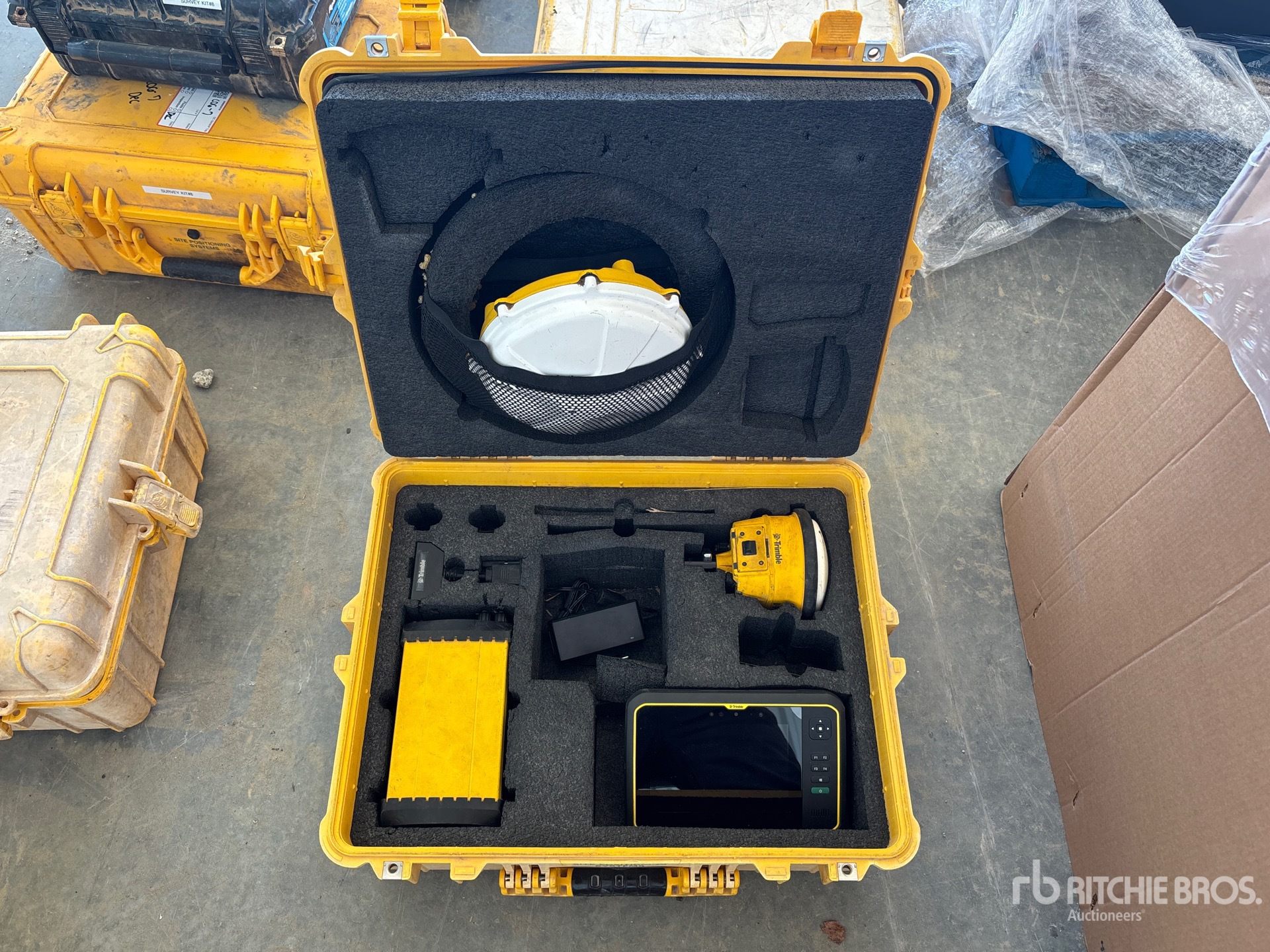 General Appearance with Featured Photo