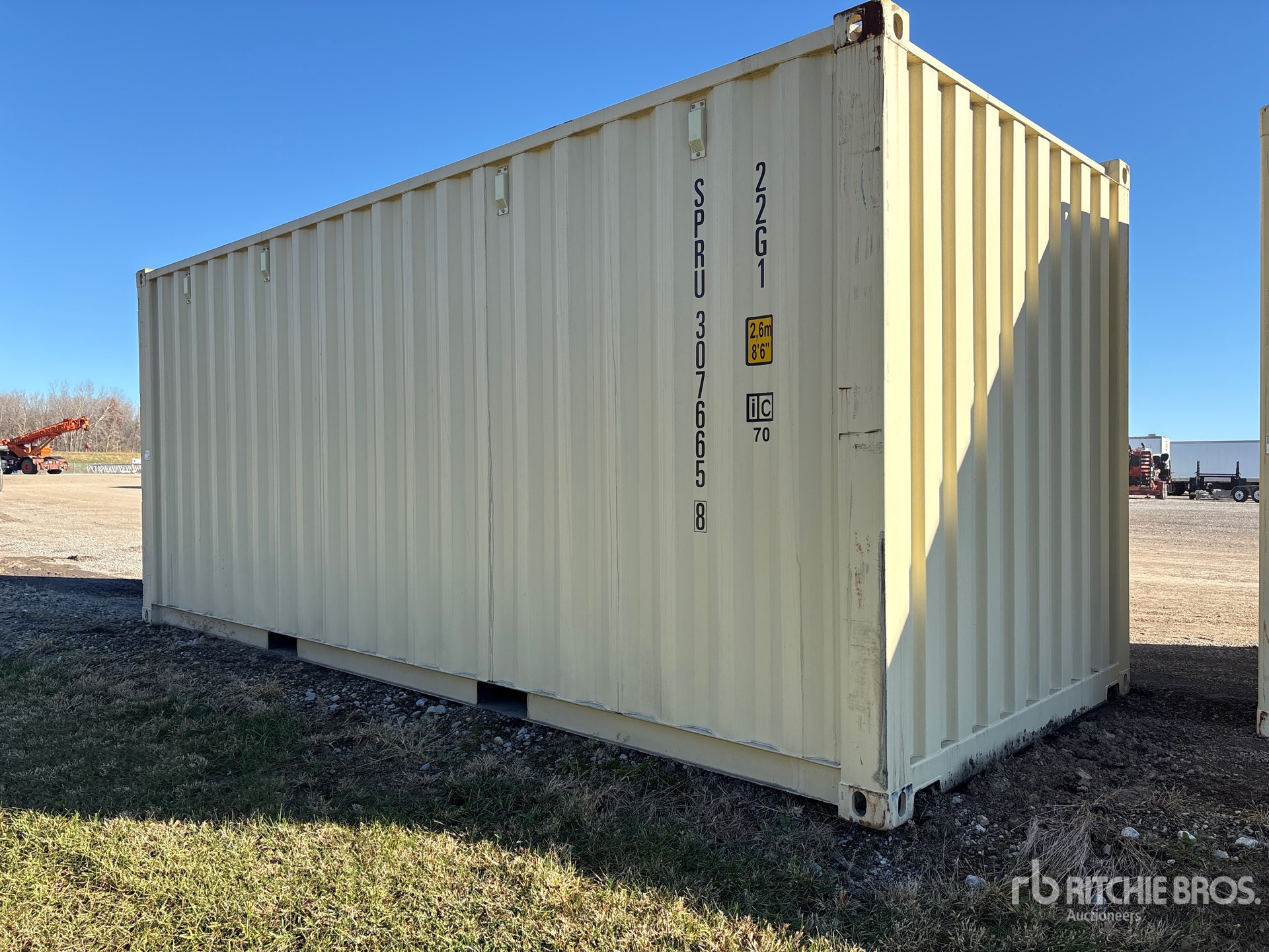 General Appearance with Picture, Left Rear Corner