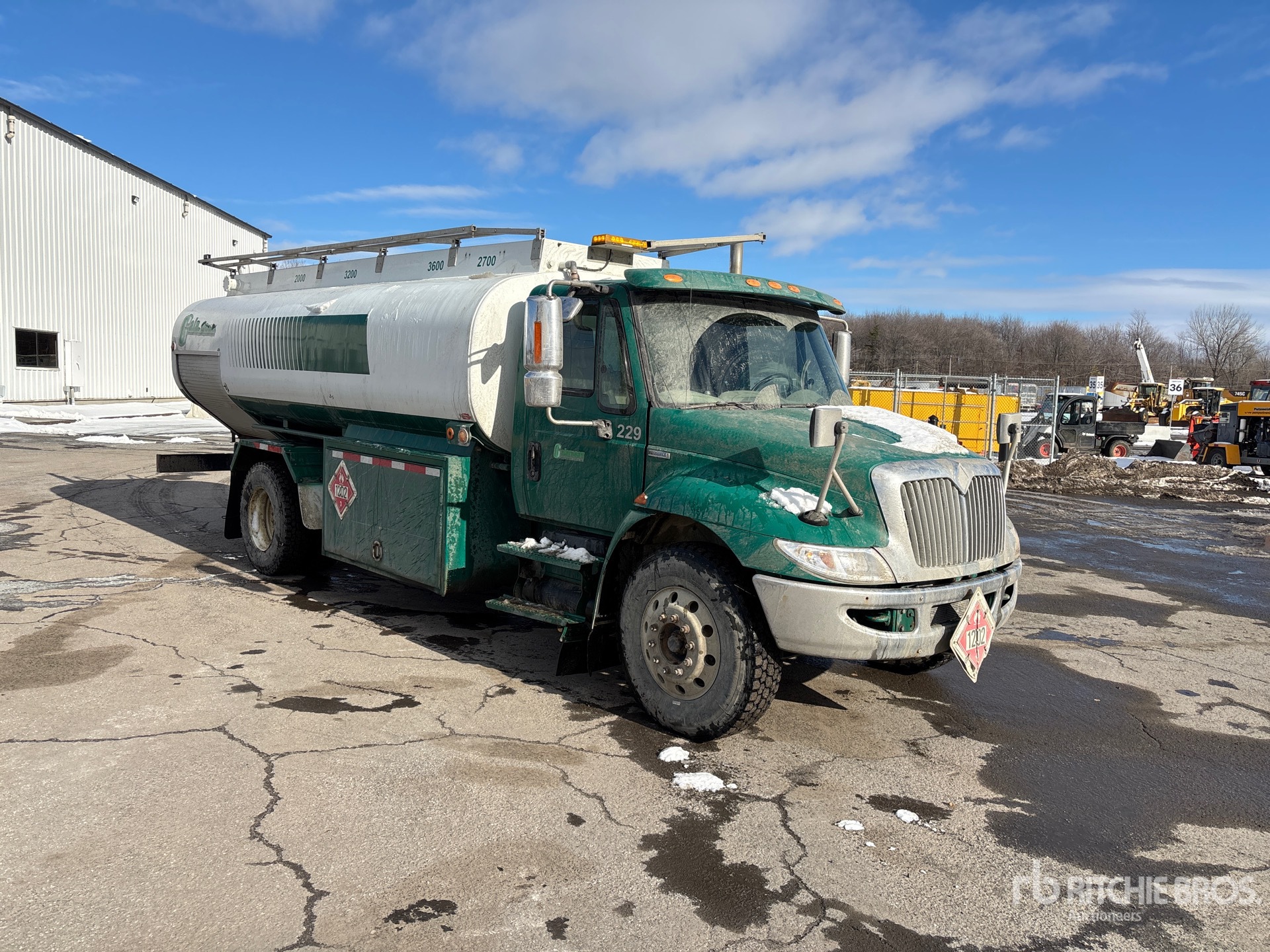 General Appearance with Image, coin avant droit