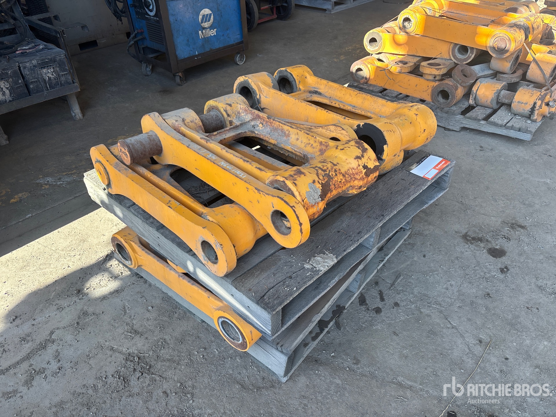 General Appearance with Bild, Ecke vorne rechts