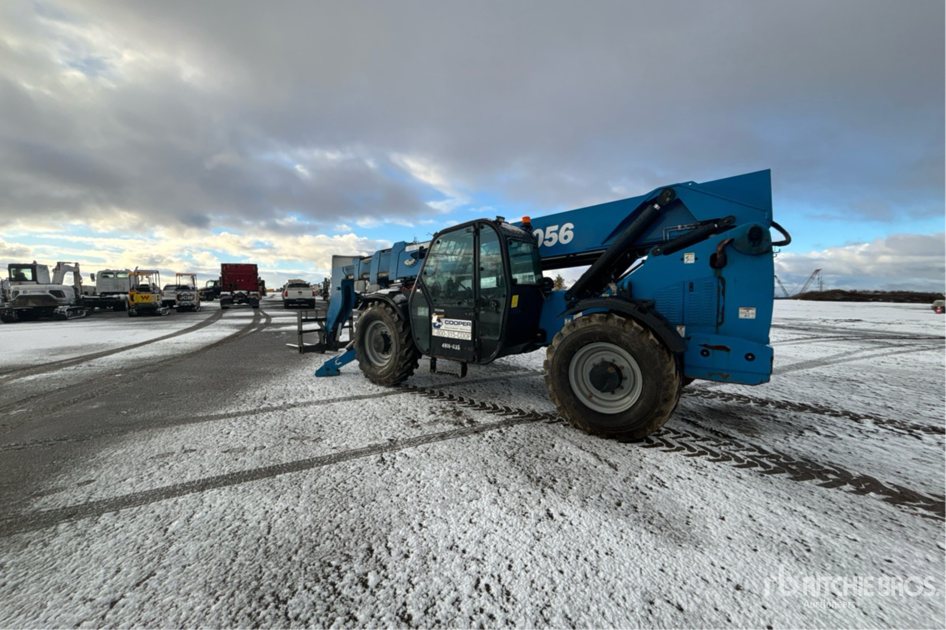 General Appearance with Picture, Left Rear Corner