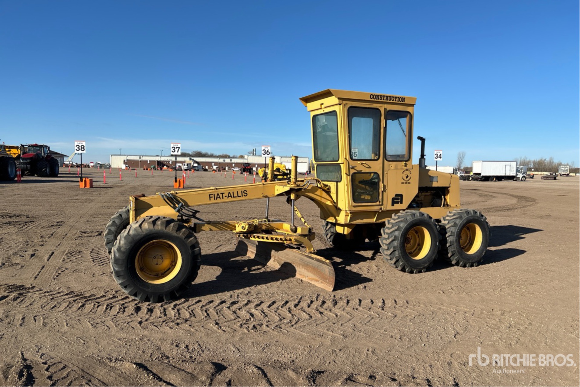 General Appearance with Imagen: esquina delantera izquierda