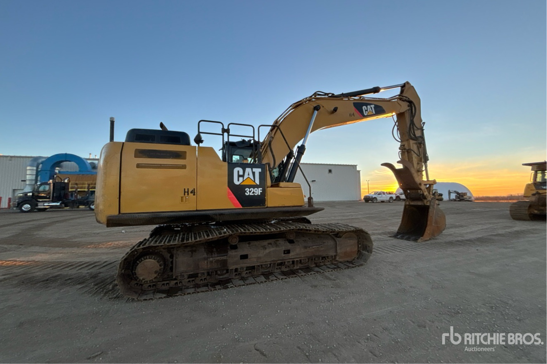 General Appearance with Imagen: esquina trasera derecha